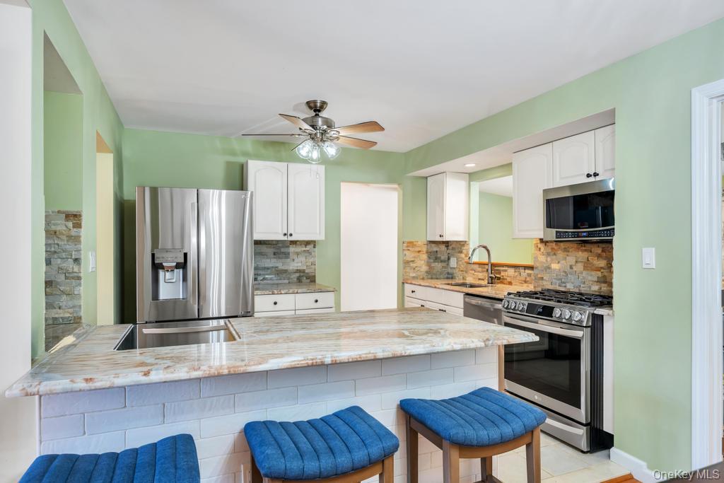 #13 photo, 21 Lowell Drive, 롱 아일랜드 Farmingdale , NY 11735