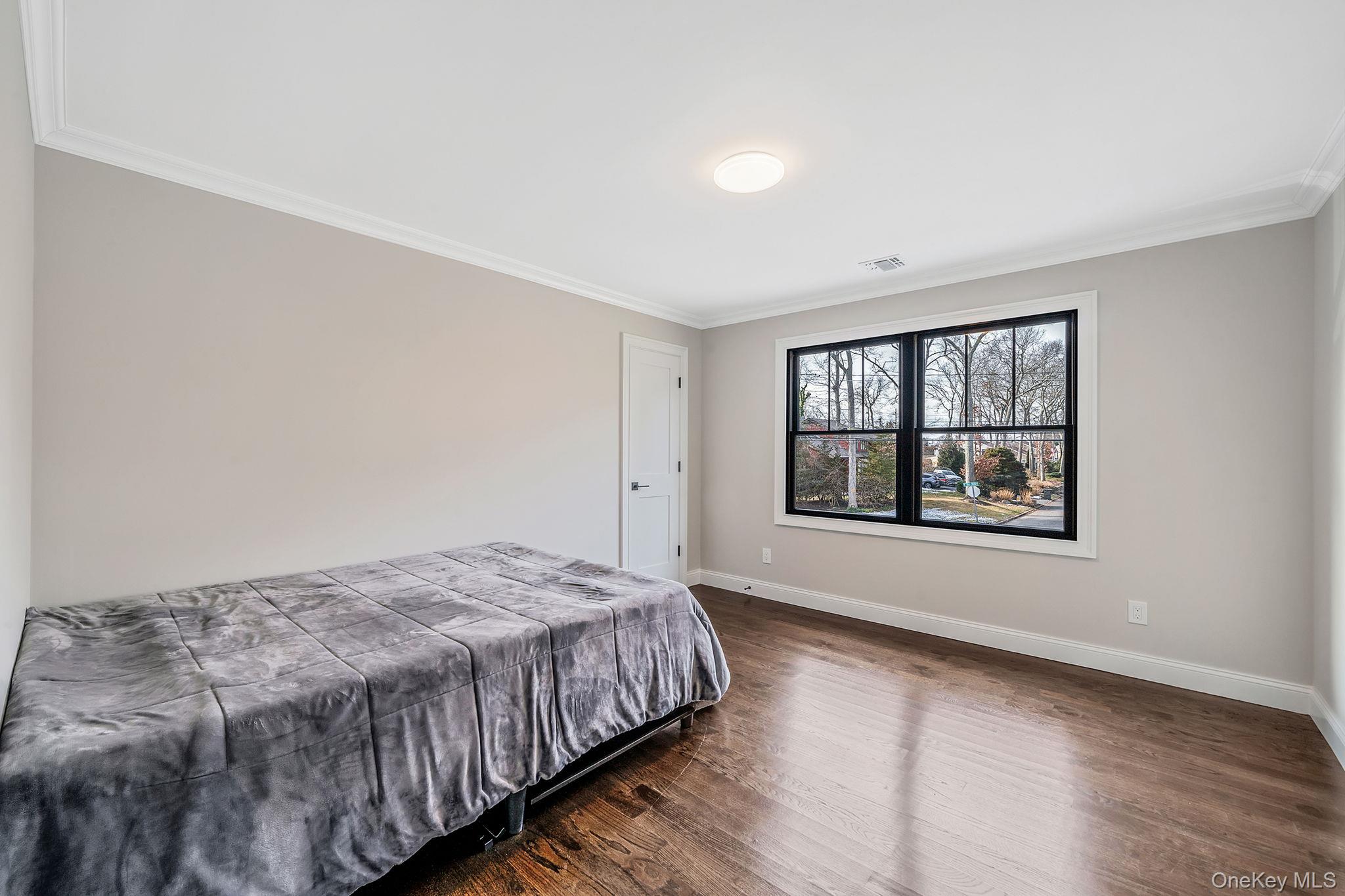 #15 photo, 665 Mount Sinai Coram Road, מחוז סאפוק Mount Sinai , NY 11766