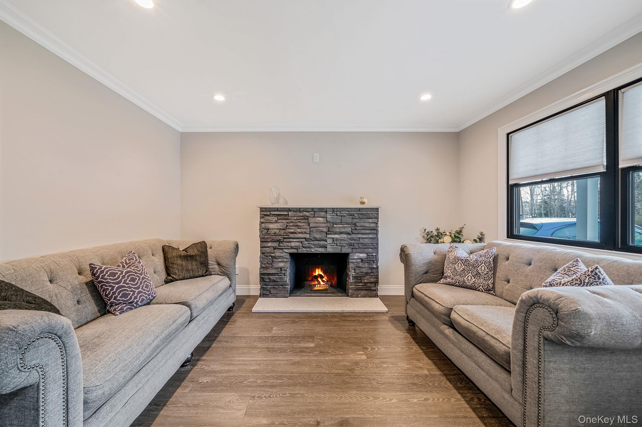 #5 photo, 665 Mount Sinai Coram Road, מחוז סאפוק Mount Sinai , NY 11766