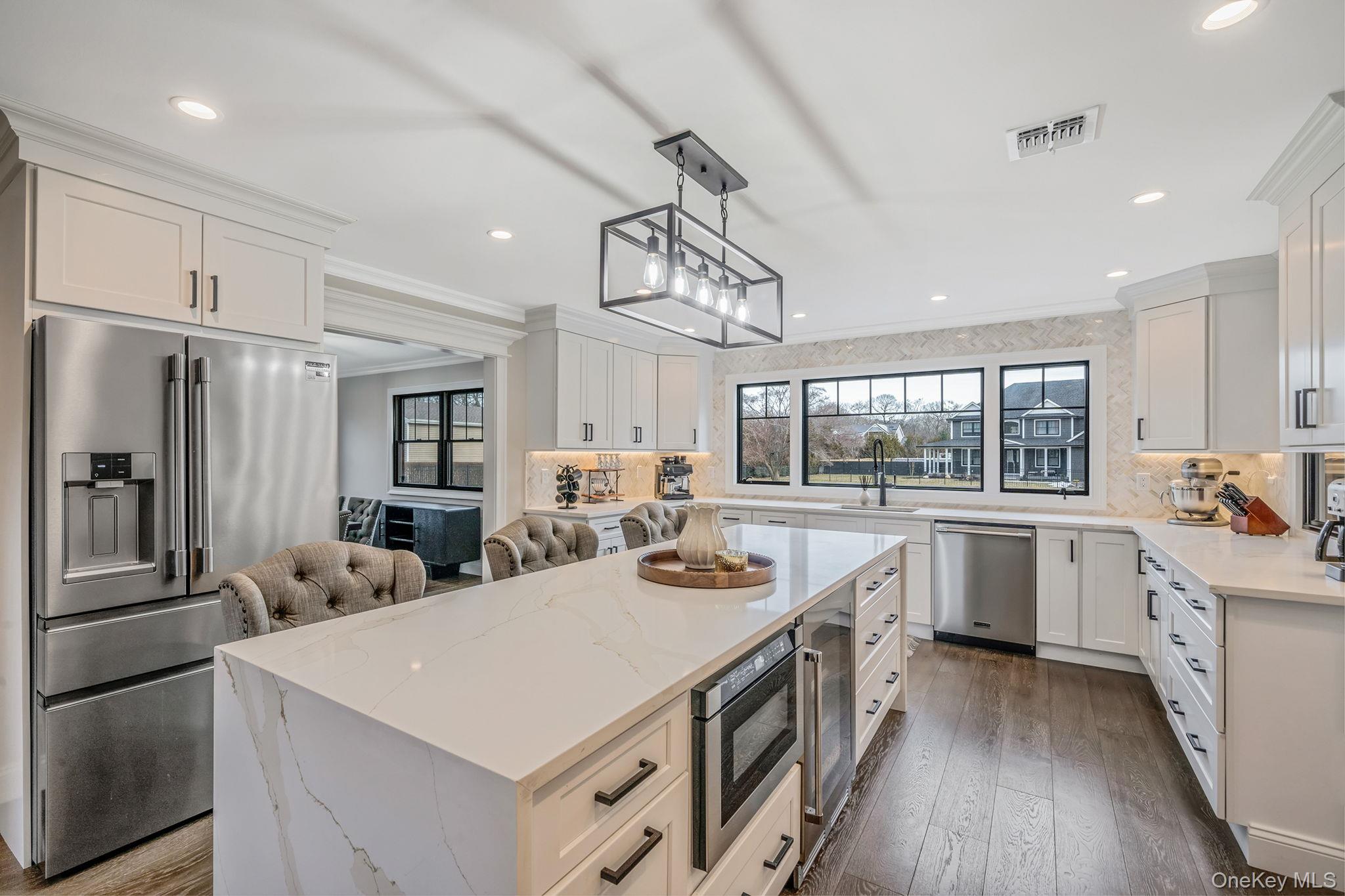 #7 photo, 665 Mount Sinai Coram Road, מחוז סאפוק Mount Sinai , NY 11766