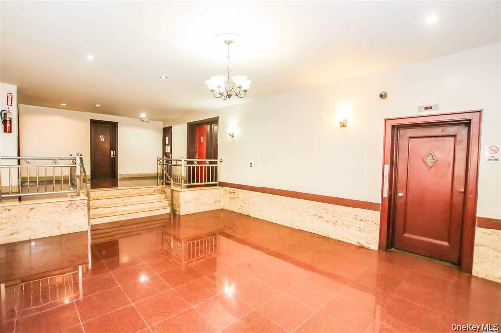 #6 photo, 4333 48th Street, কুইন্‌স Sunnyside , NY 11104