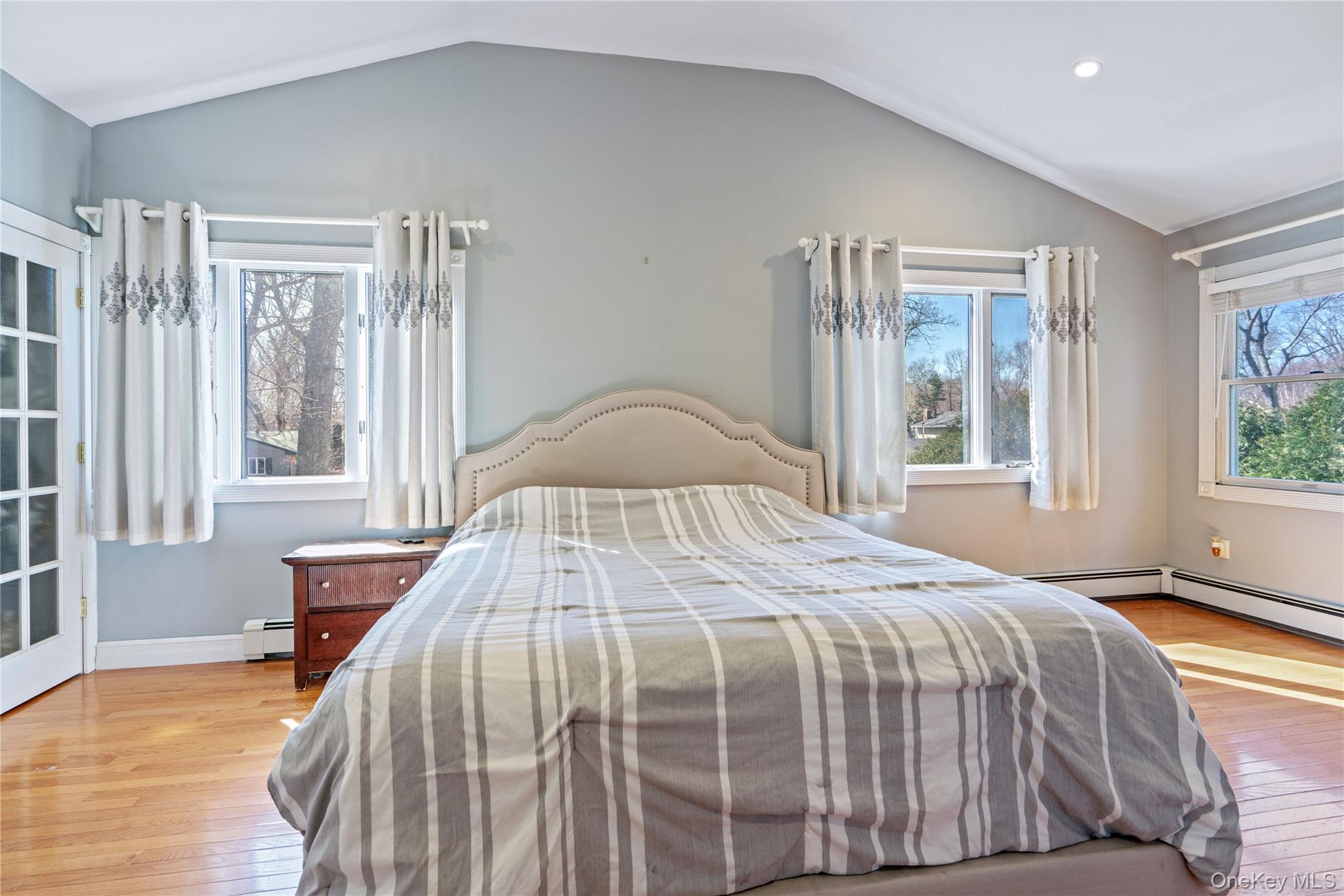 #14 photo, 7 Washington Avenue, מחוז סאפוק Miller Place , NY 11764