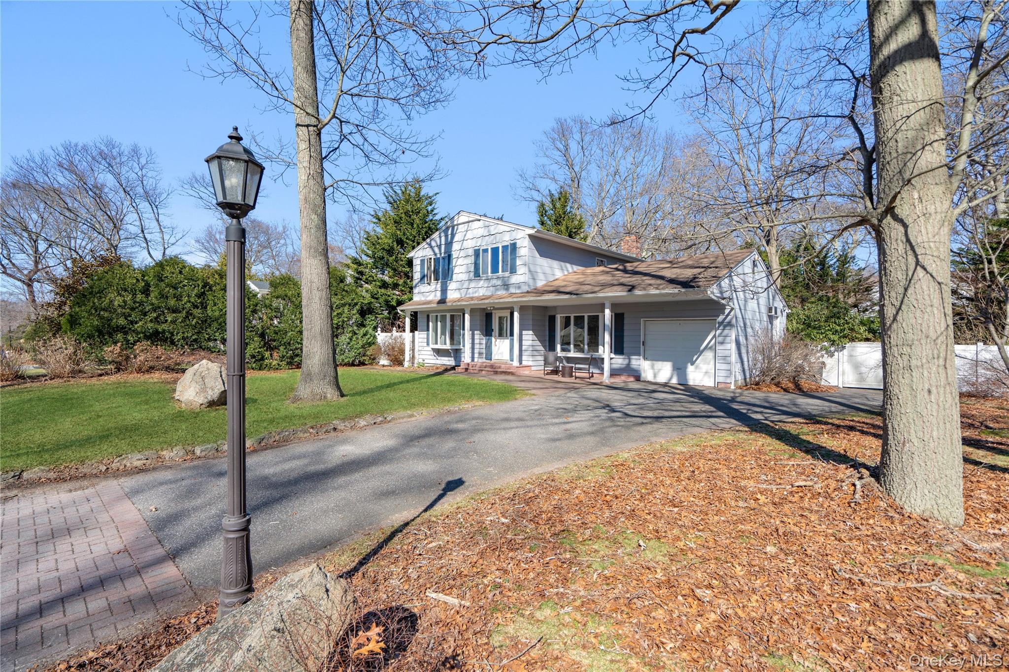 #3 photo, 7 Washington Avenue, מחוז סאפוק Miller Place , NY 11764