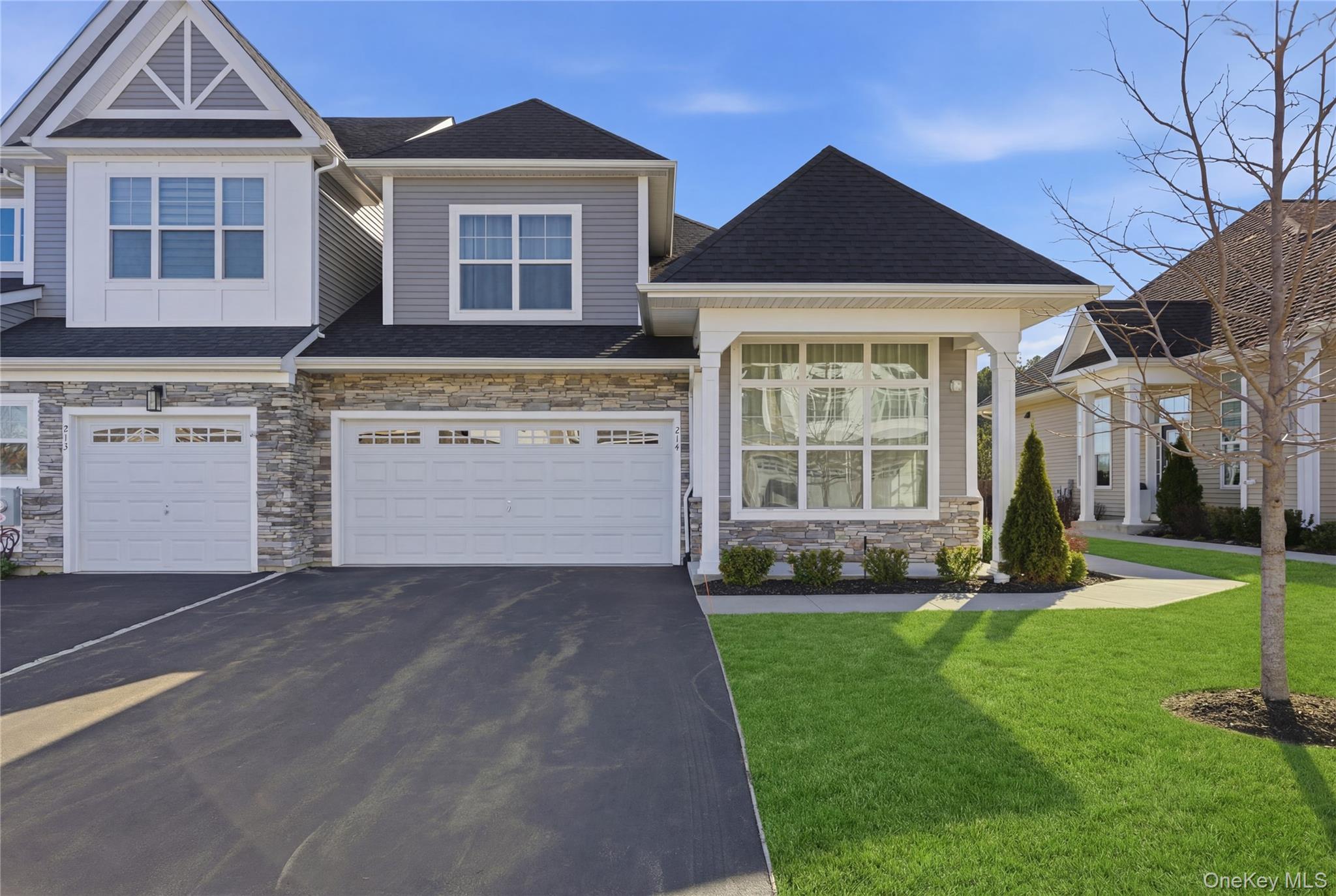 #2 photo, 214 Belmont Circle, 롱 아일랜드 Yaphank , NY 11980