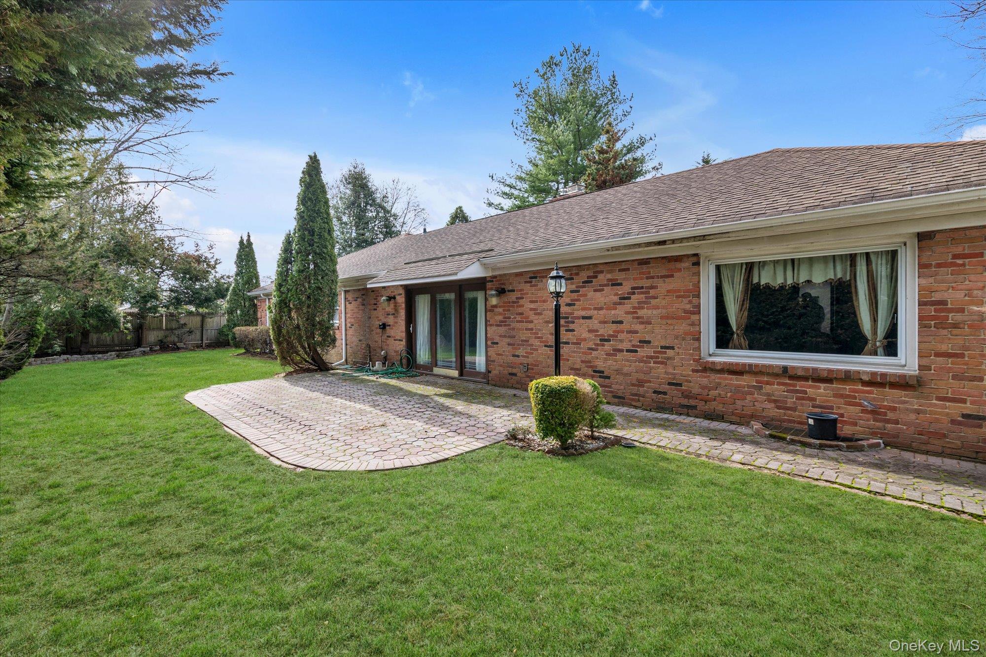 #19 photo, 84 Horton Place, Нассау ‖ Syosset , NY 11791