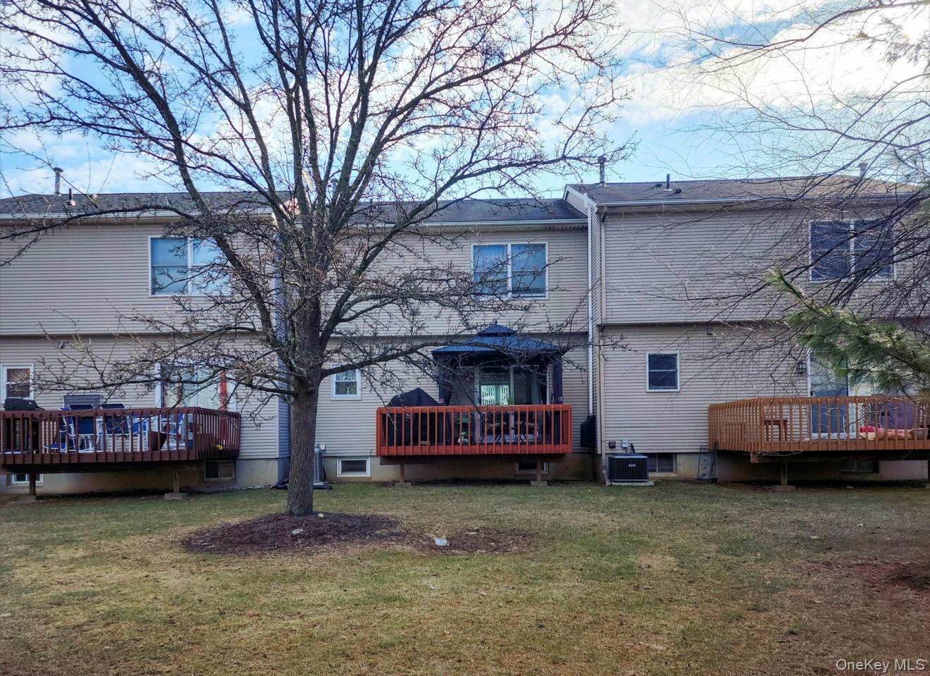 #20 photo, 104 Zugibe Court, West Haverstraw , NY 10993