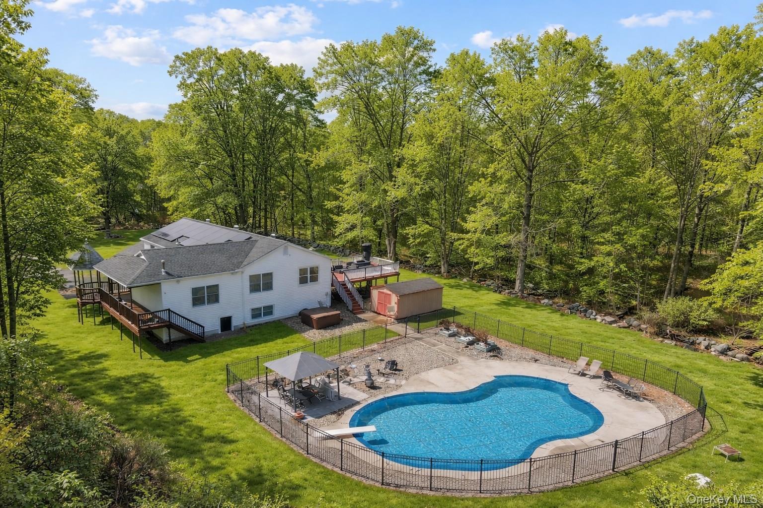 #4 photo, 10 Vernon Drive, Carmel , NY 10512