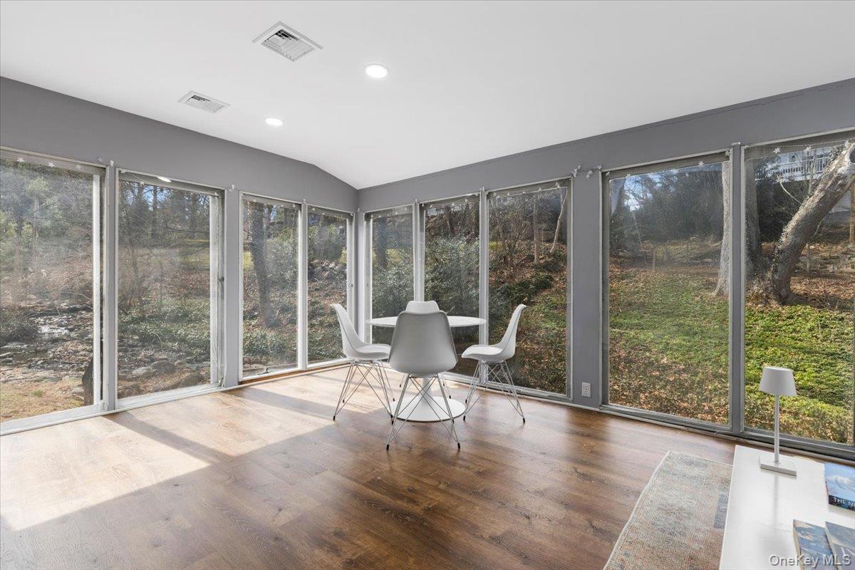 #13 photo, 111 SPIER Road, Scarsdale , NY 10583