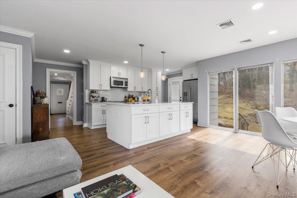 #16 photo, 111 SPIER Road, Scarsdale , NY 10583