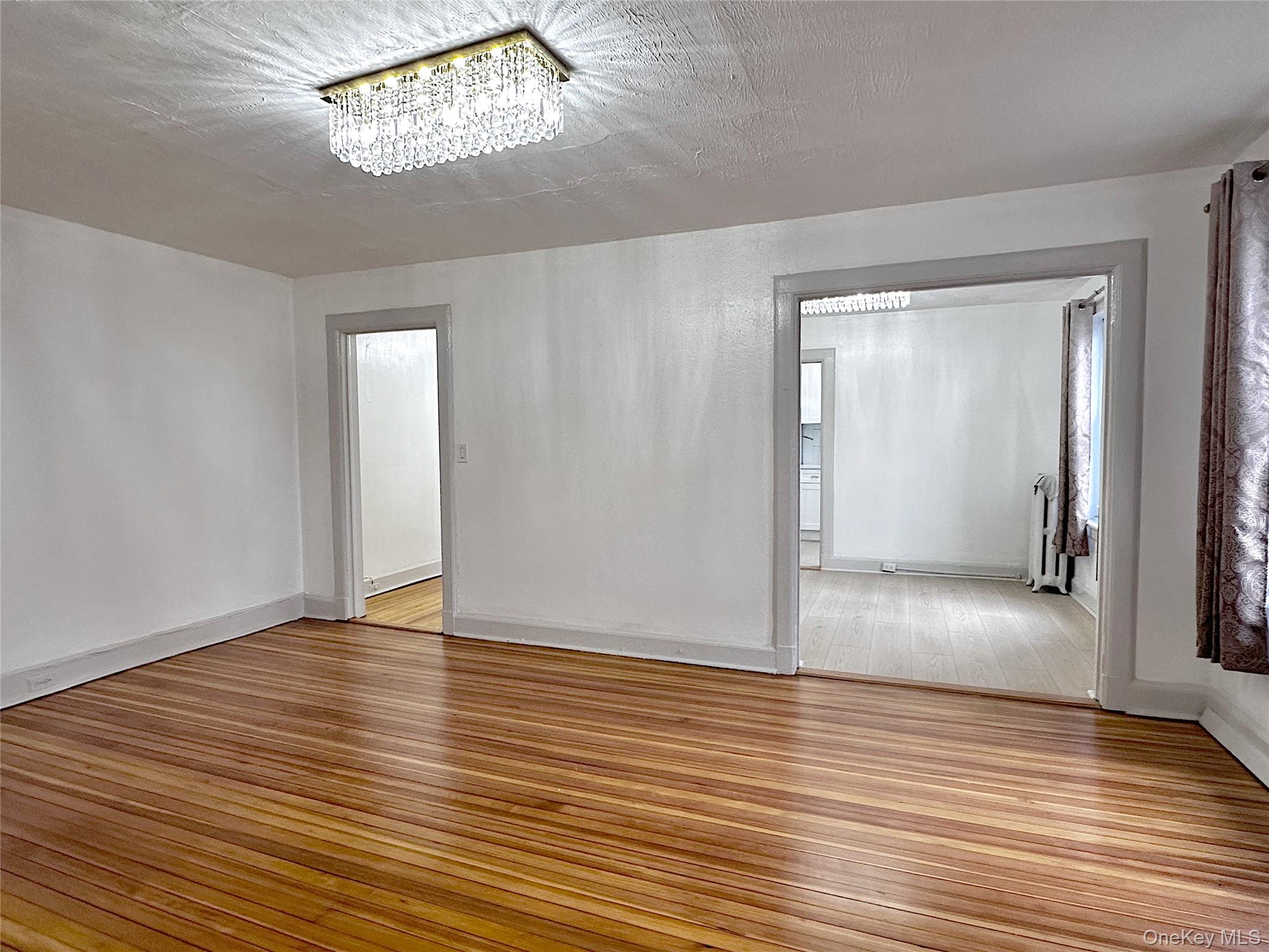 #10 photo, 153 Fifth Avenue, 纽约州 Pelham , NY 10803