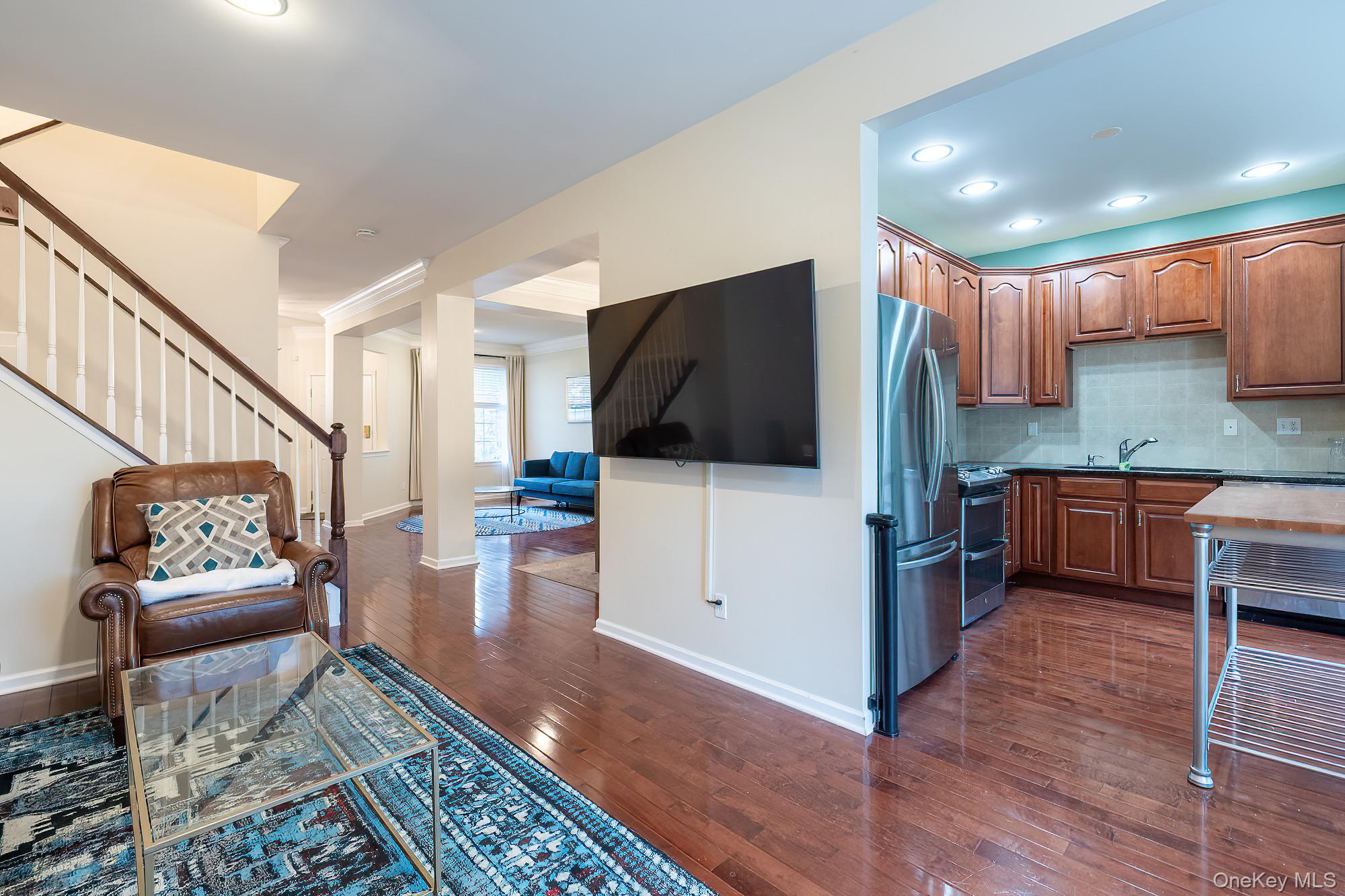 #16 photo, 811 Huntington Drive, Fishkill , NY 12524