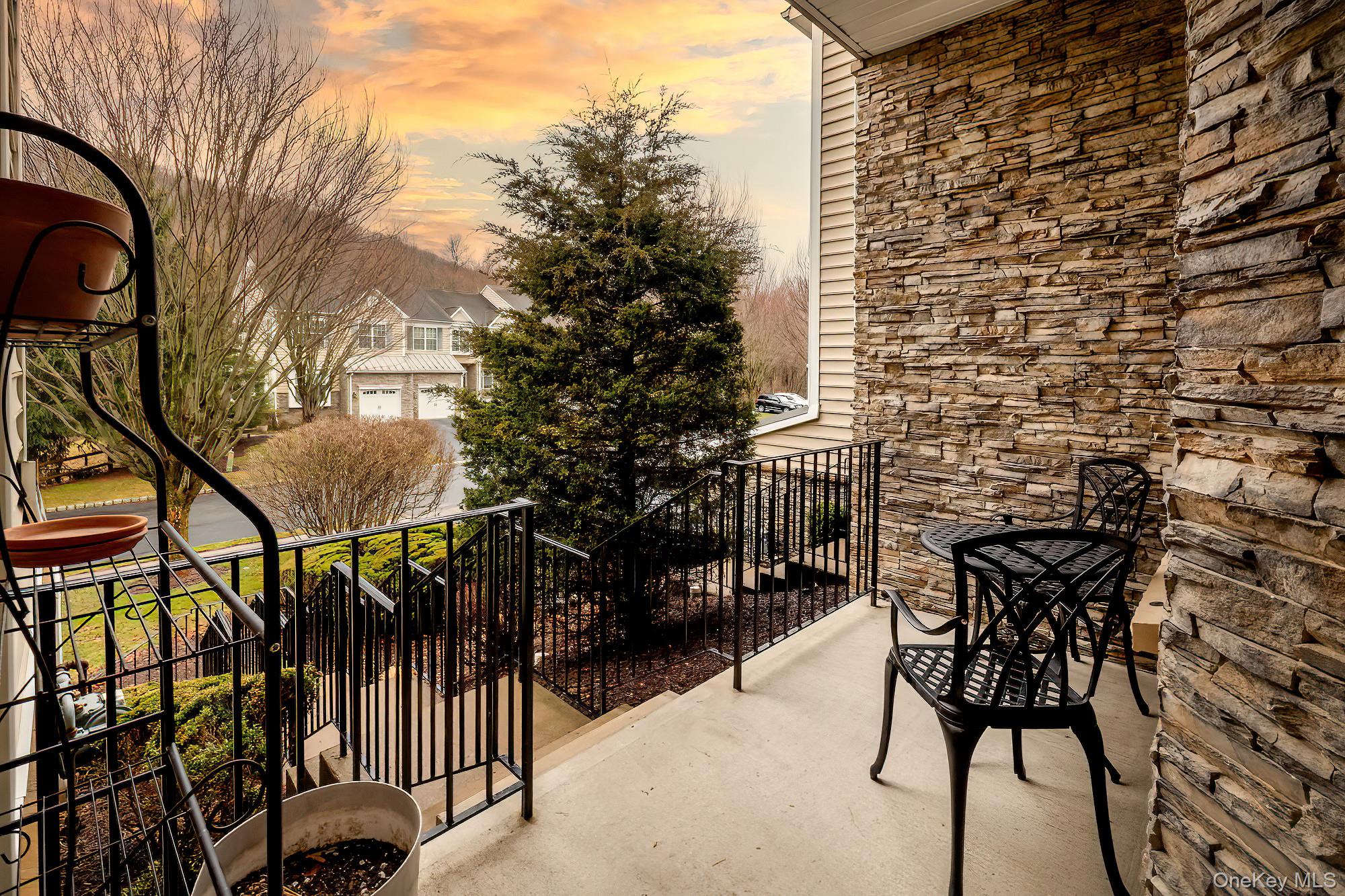 #4 photo, 811 Huntington Drive, Fishkill , NY 12524