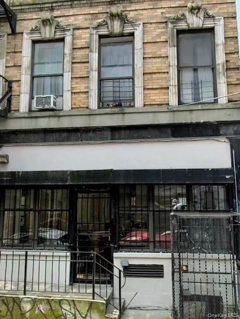 #1 photo, 304 East 8th St, ম্যানহাটন New York (Manhattan) , NY 10009