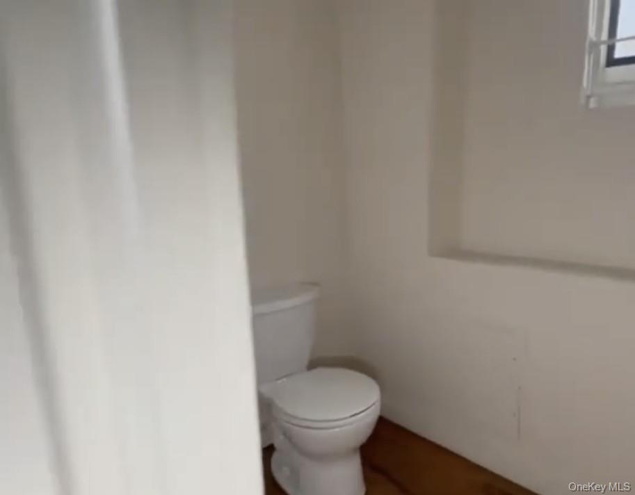 #6 photo, 304 East 8th St, ম্যানহাটন New York (Manhattan) , NY 10009