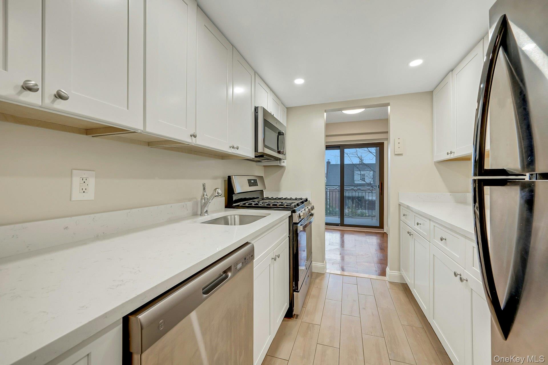 #12 photo, 505 White Plains Road, Eastchester , NY 10709