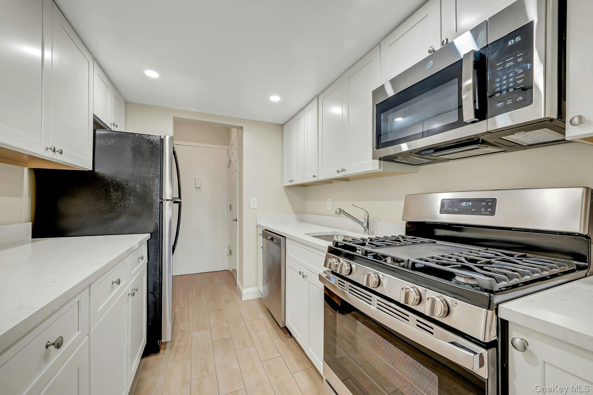 #2 photo, 505 White Plains Road, Eastchester , NY 10709