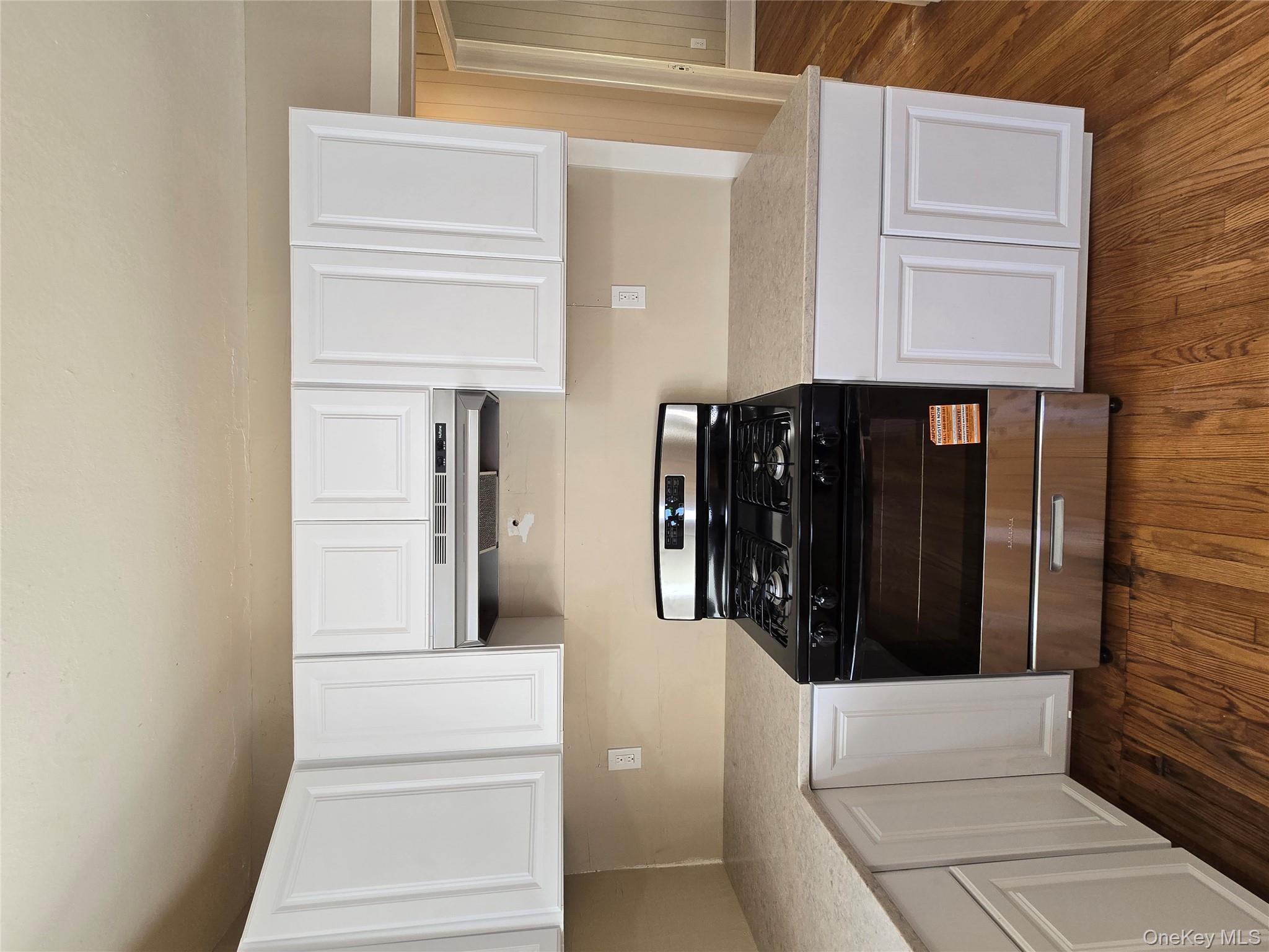 #14 photo, 25 Roosevelt Avenue, Poughkeepsie , NY 12601