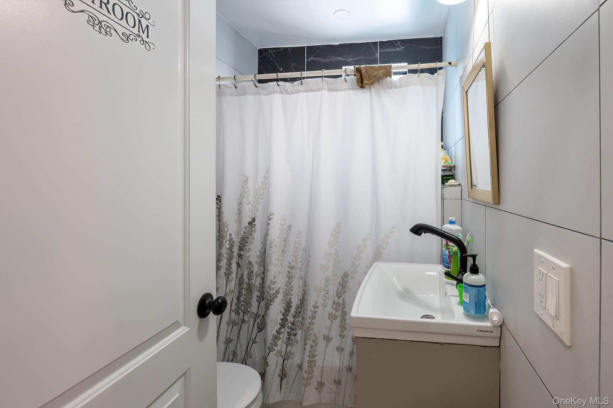 #11 photo, 433 Elm Street, Port Chester , NY 10573