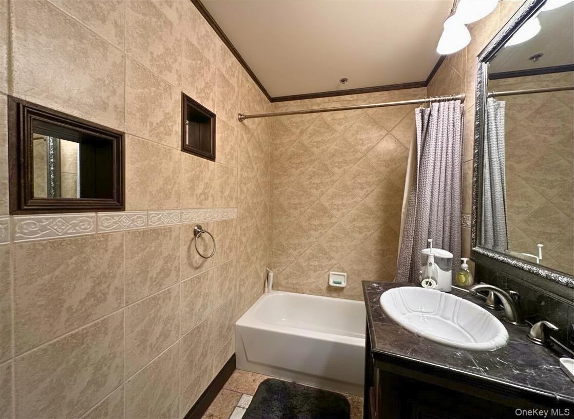 #8 photo, 44 Johnes Street, Newburgh , NY 12550