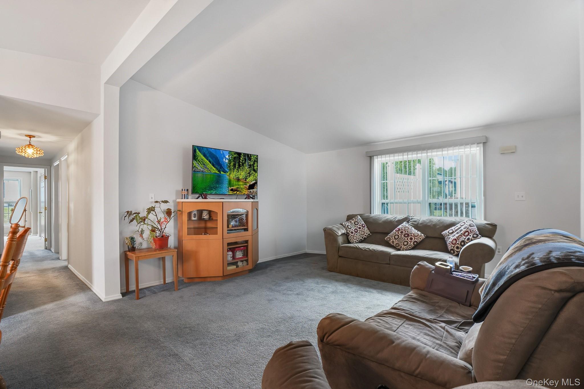 #12 photo, 103 Vero Drive, Poughkeepsie , NY 12603