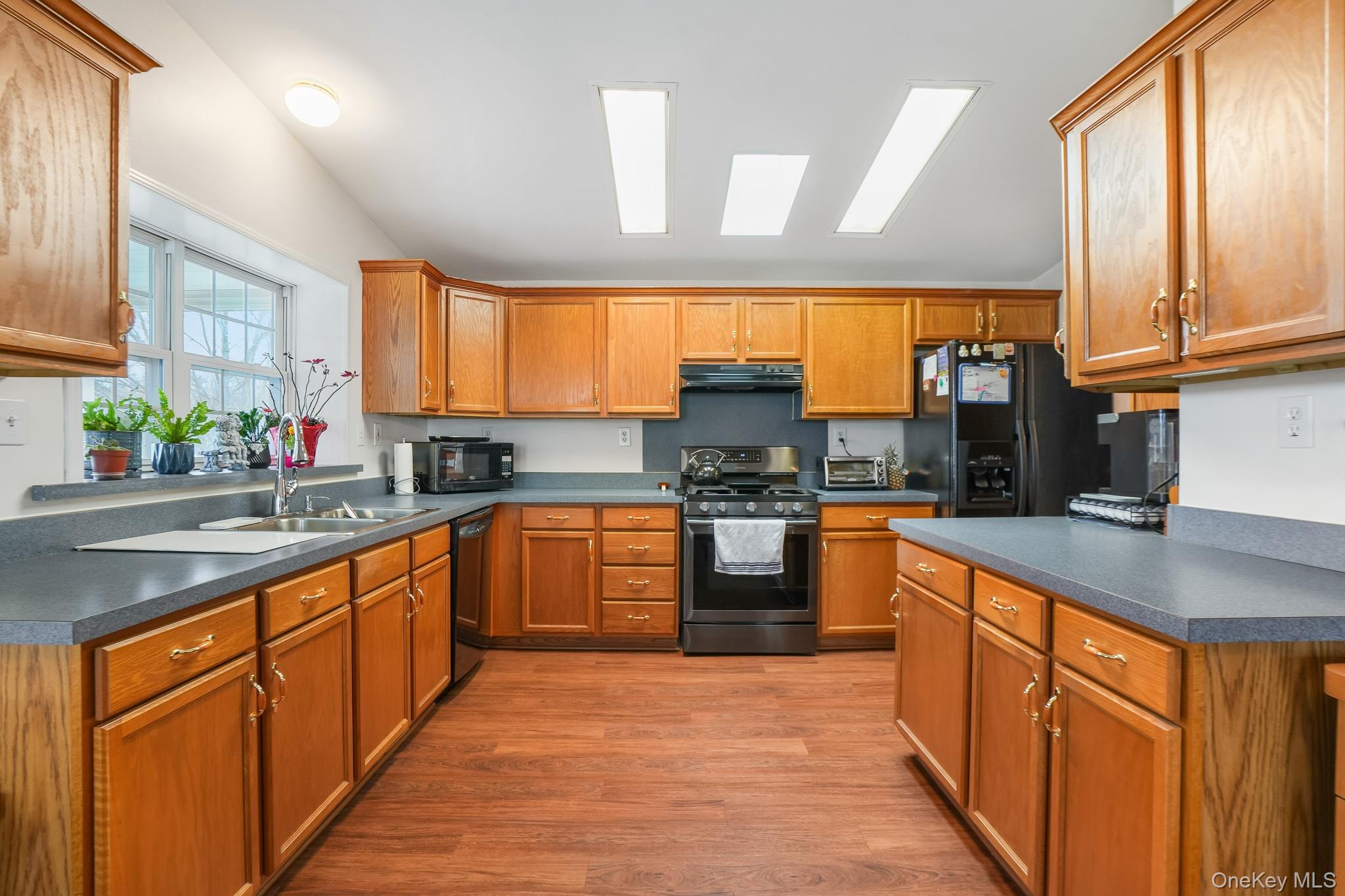 #6 photo, 103 Vero Drive, Poughkeepsie , NY 12603