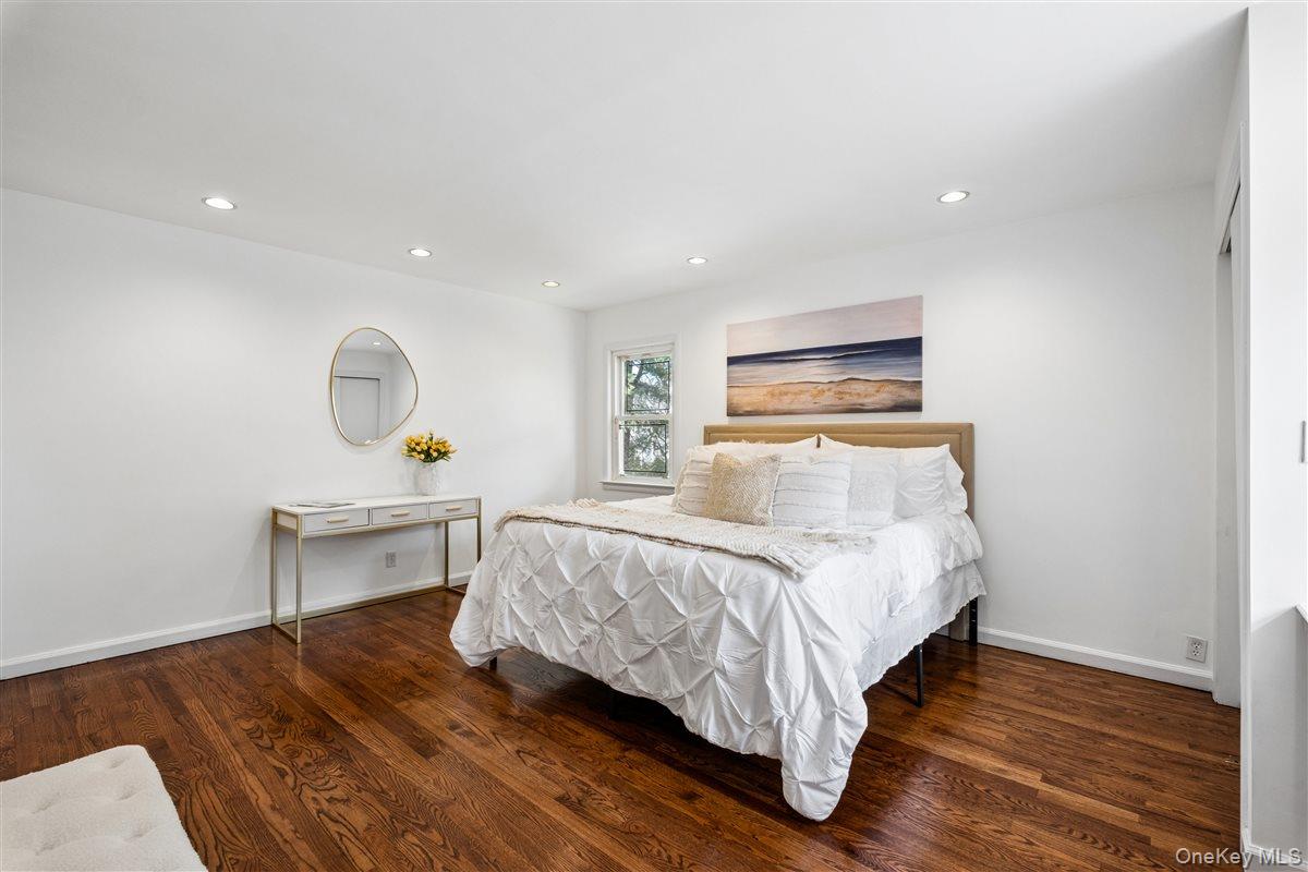 #10 photo, 168 Waverly Road, Scarsdale , NY 10583