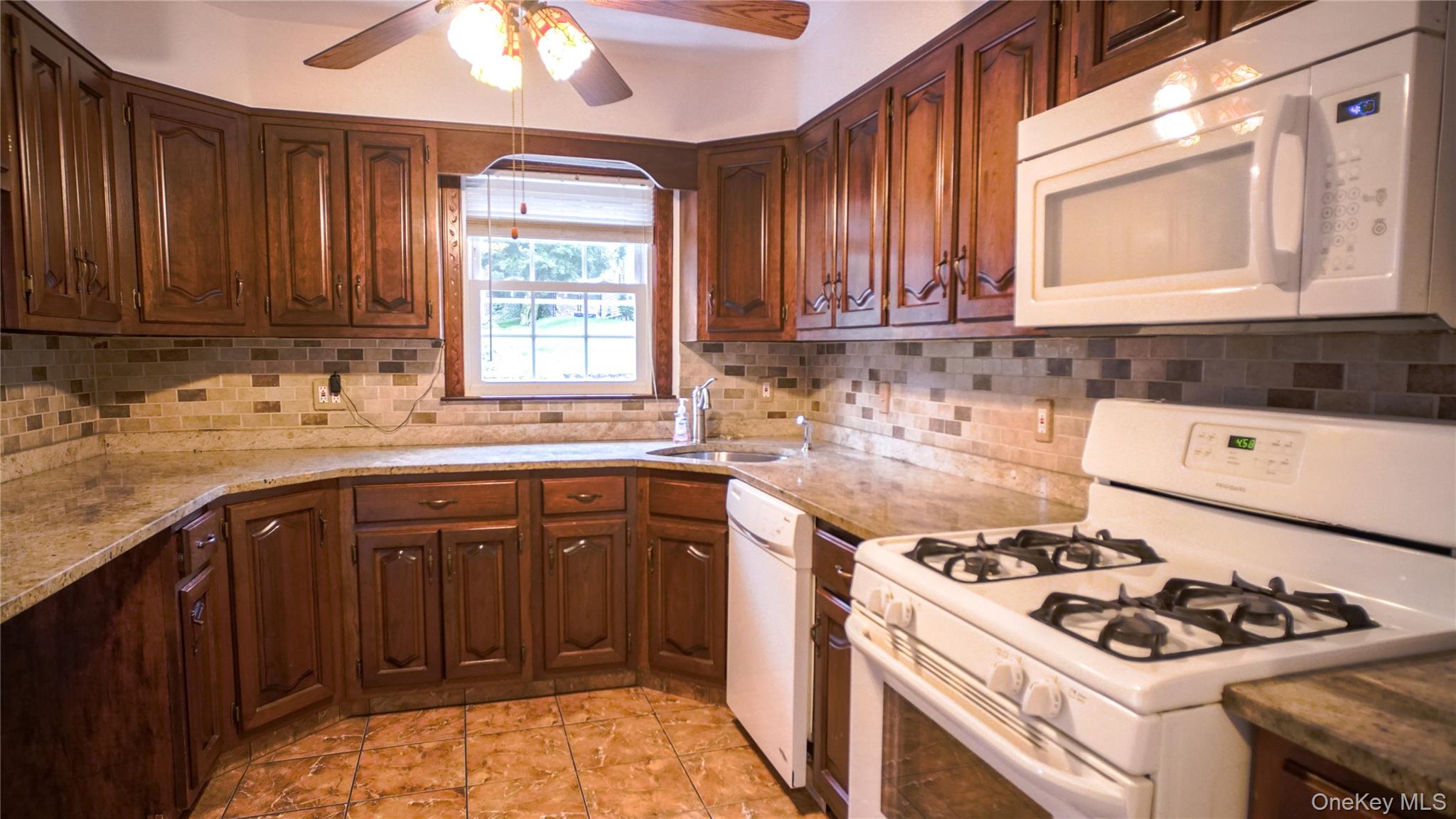 #7 photo, 200 North Street, Newburgh , NY 12550