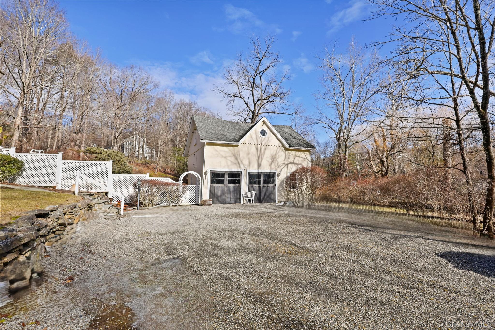 #6 photo, 335 Roaring Brook Road, 纽约州 Chappaqua , NY 10514