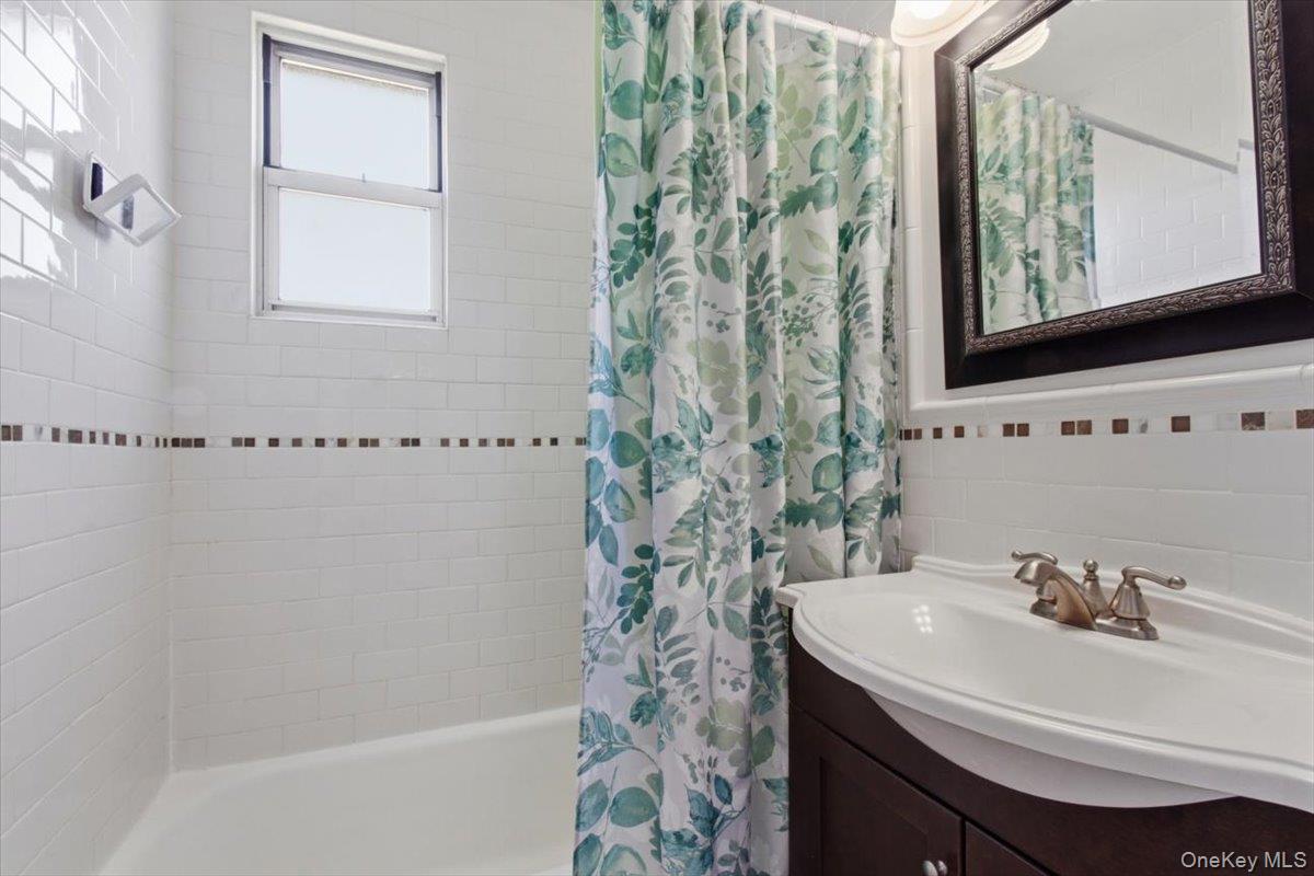 #17 photo, 15 Bryant Crescent, White Plains , NY 10605