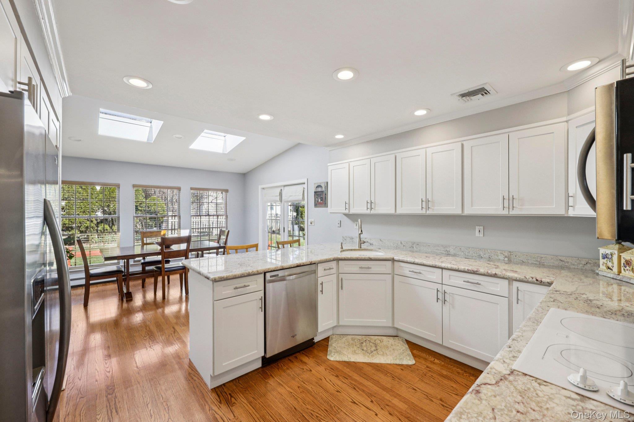 #11 photo, 87 Kingsbury Road, 롱 아일랜드 Garden City , NY 11530