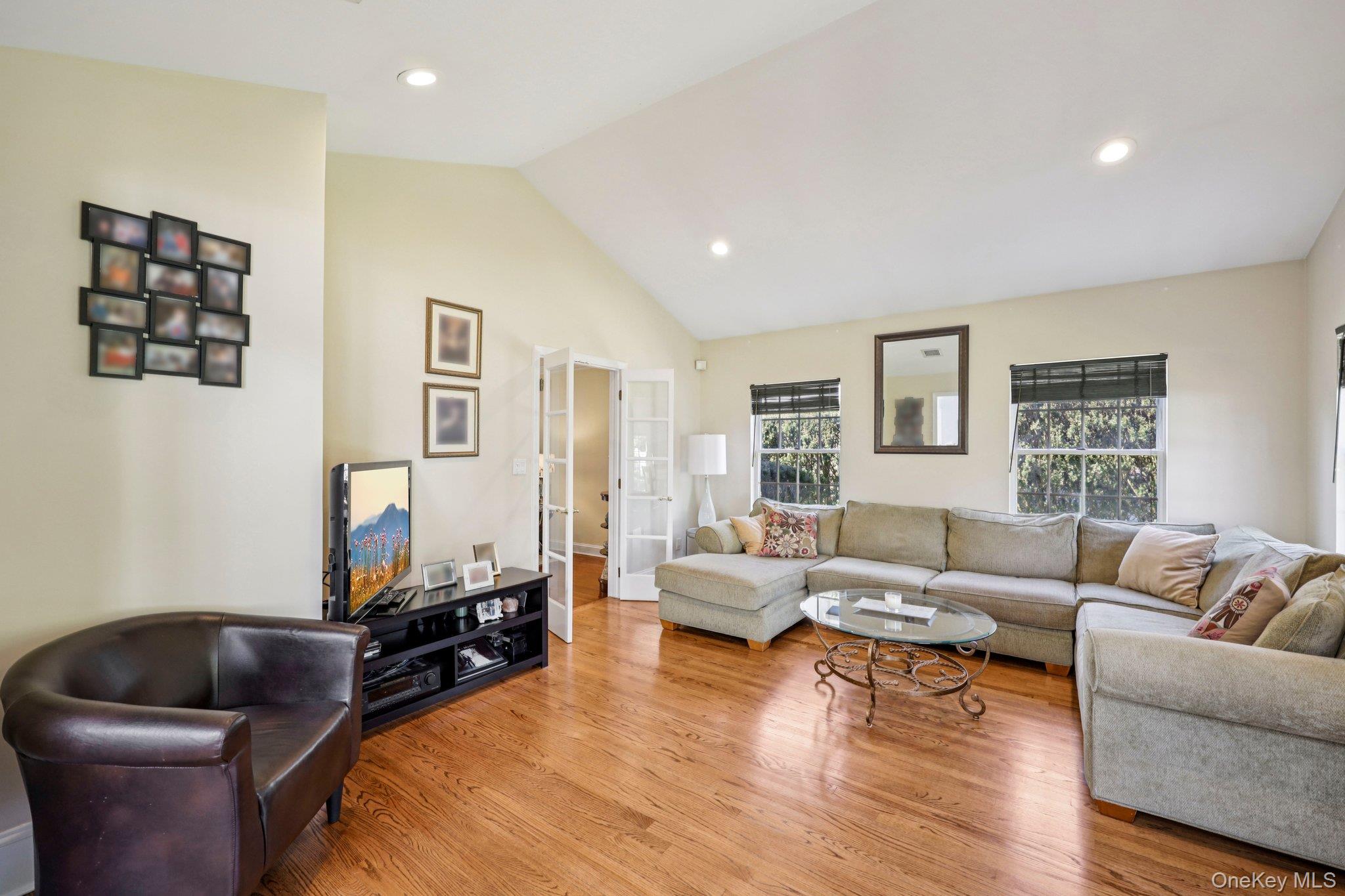 #12 photo, 87 Kingsbury Road, 롱 아일랜드 Garden City , NY 11530