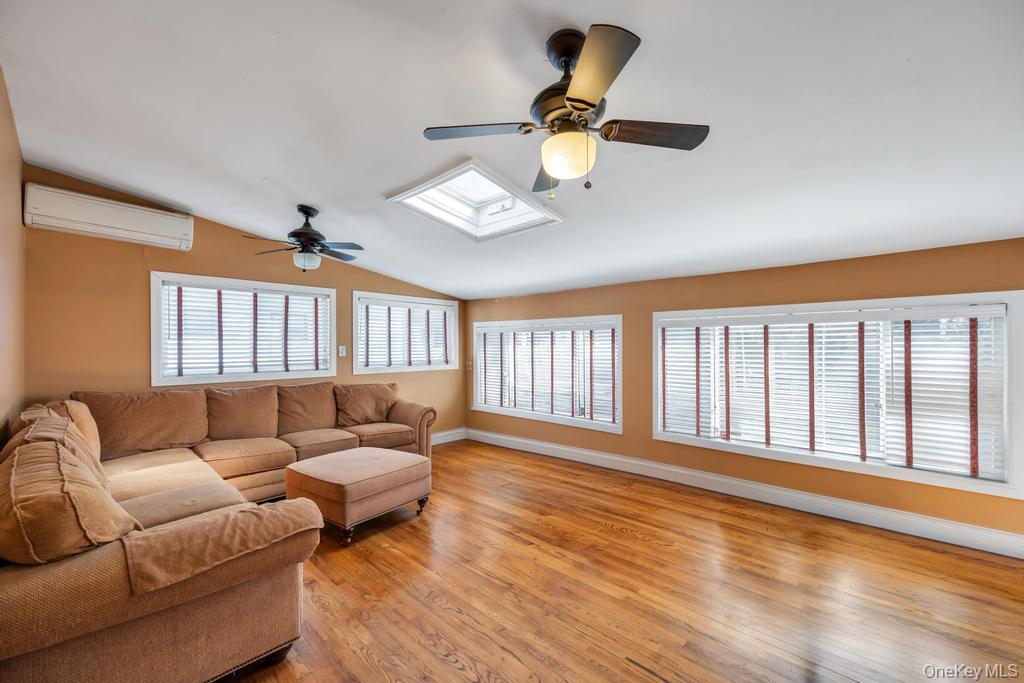 #16 photo, 96 Rosedale Road, Valley Stream , NY 11581