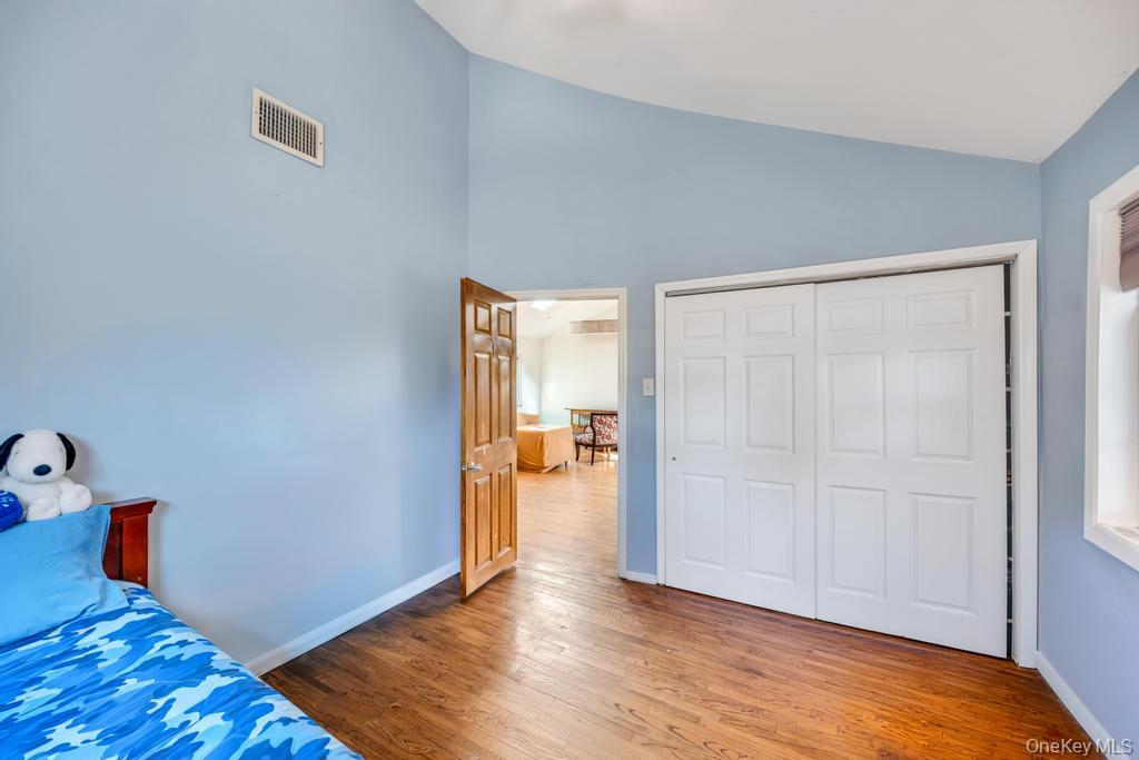 #18 photo, 96 Rosedale Road, Valley Stream , NY 11581