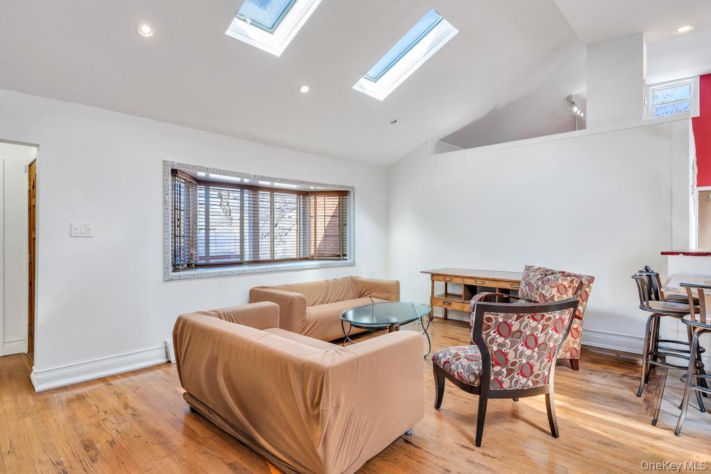 #8 photo, 96 Rosedale Road, Valley Stream , NY 11581