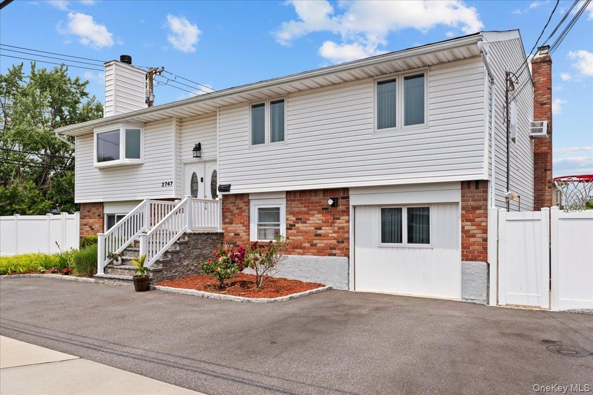 #3 photo, 2747 Barbara Road, Нассау ‖ Bellmore , NY 11710