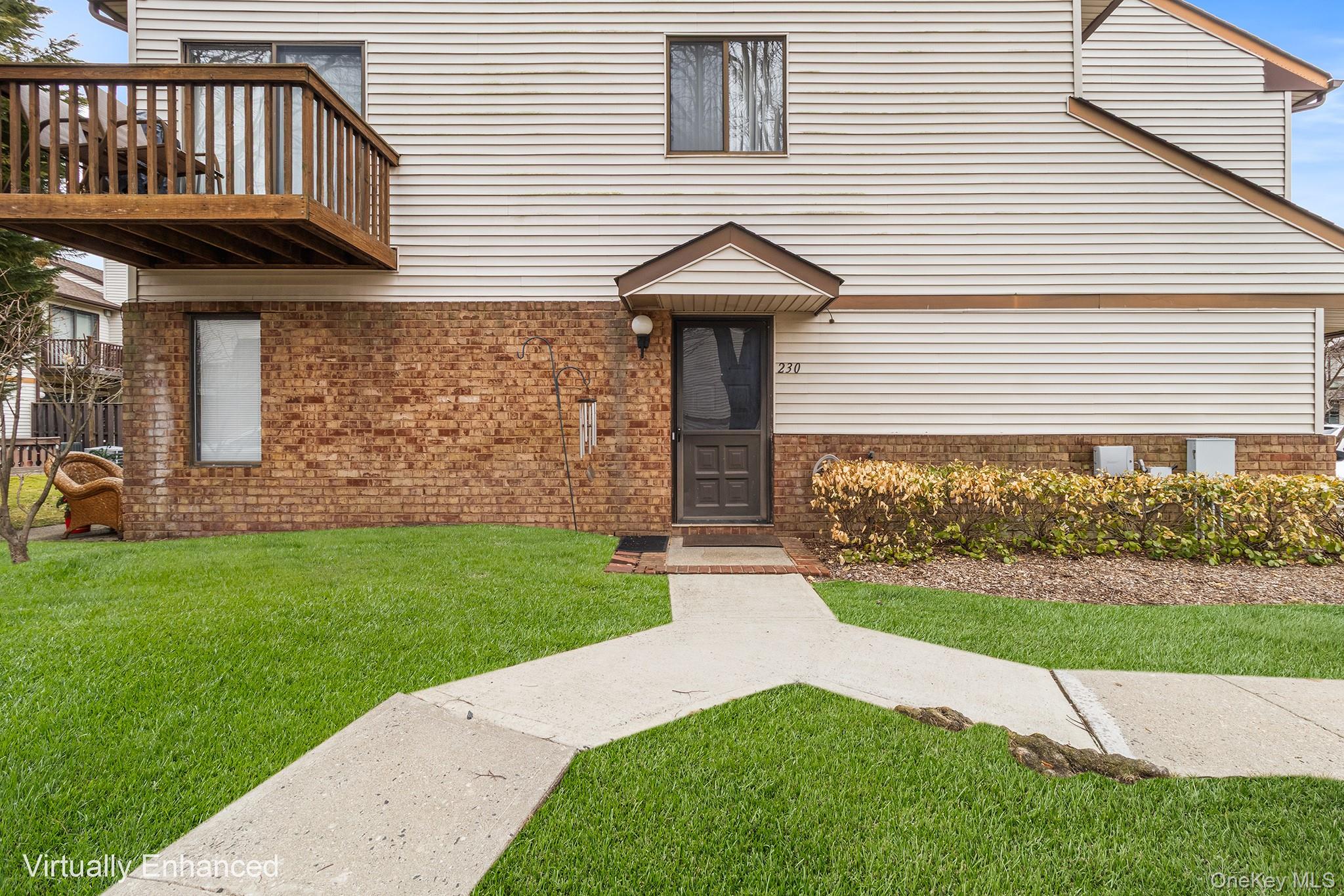 #1 photo, 230 Aspen Court, नासाउ काउंटी Wantagh , NY 11793