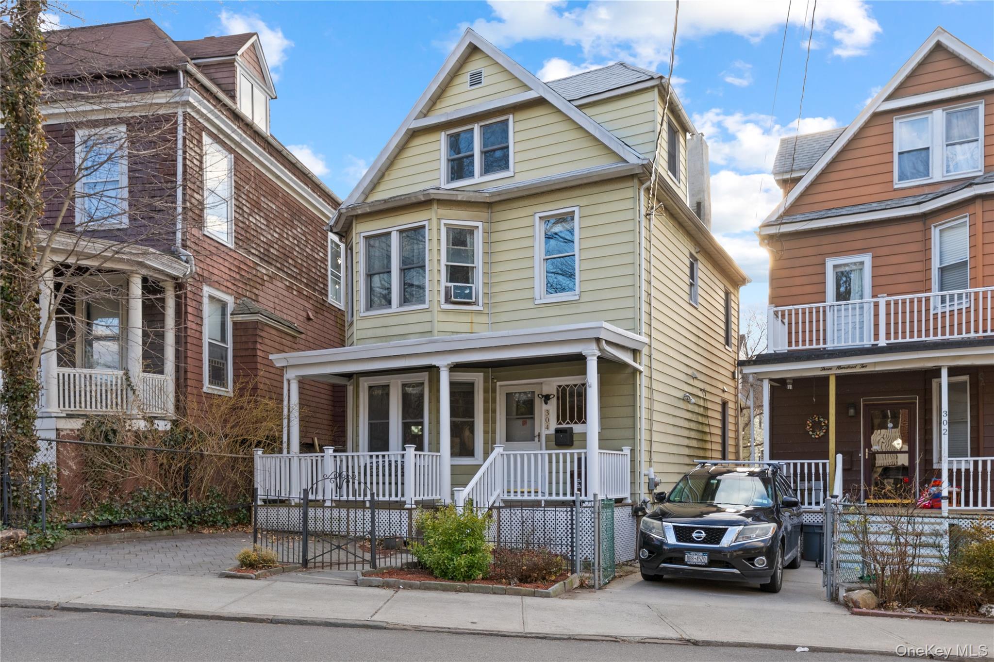 #1 photo, 304 Westervelt Ave, Staten Island , NY 10301