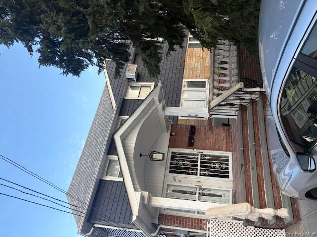 #2 photo, 155-51 Huron Street, कुईंस Howard Beach , NY 11414