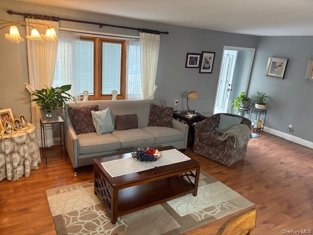 #3 photo, 155-51 Huron Street, कुईंस Howard Beach , NY 11414