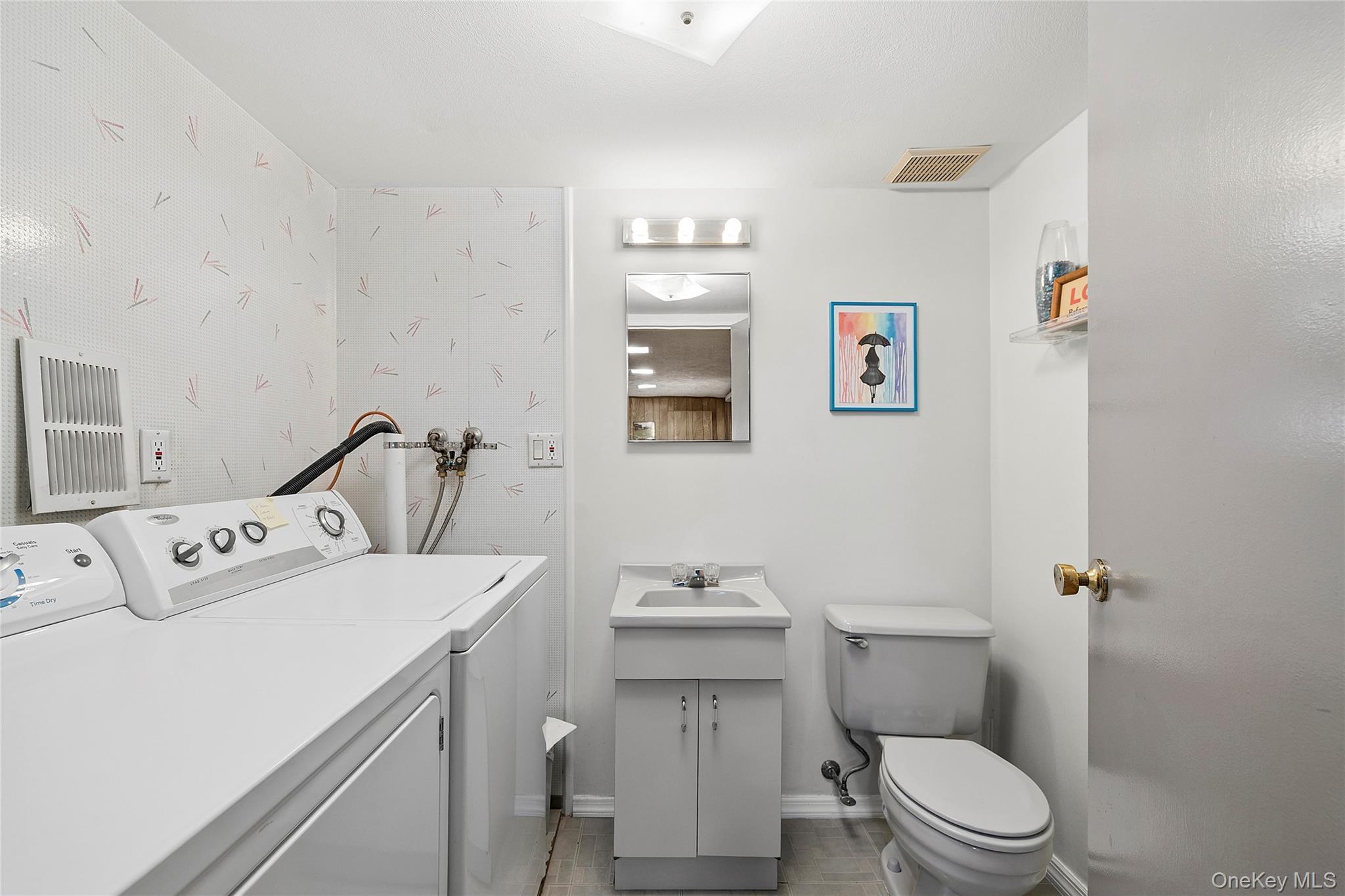 #14 photo, 2509 Riviera Lane, Нассау ‖ Bellmore , NY 11710