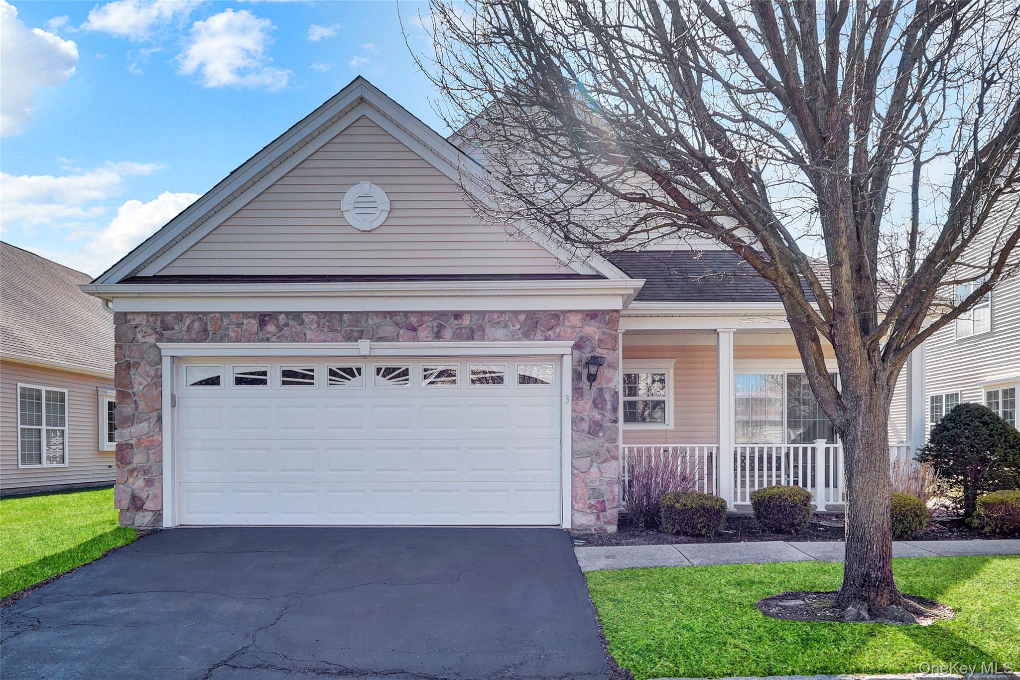 #1 photo, 3 Louden Loop, מחוז סאפוק Mount Sinai , NY 11766