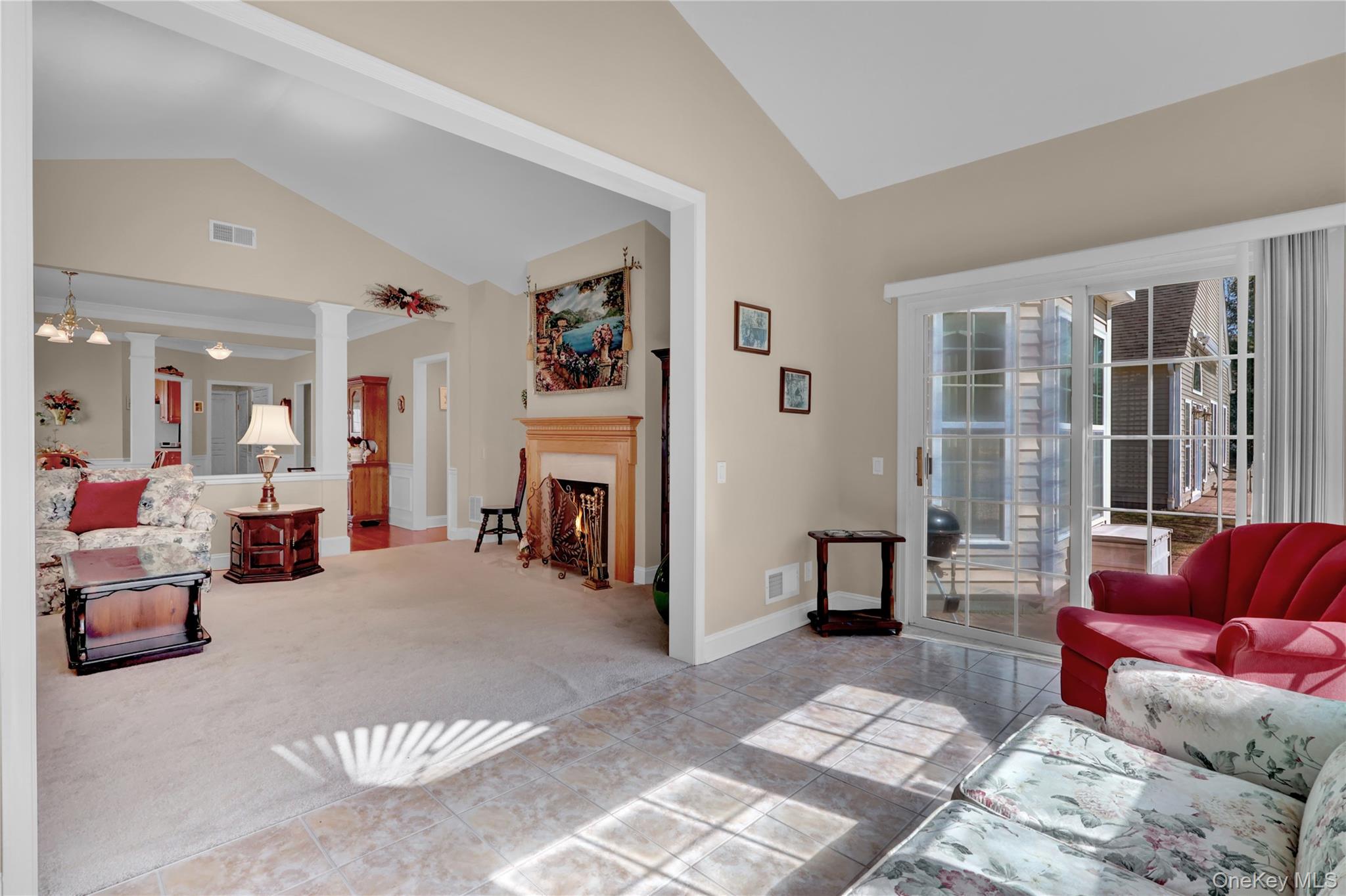 #16 photo, 3 Louden Loop, מחוז סאפוק Mount Sinai , NY 11766