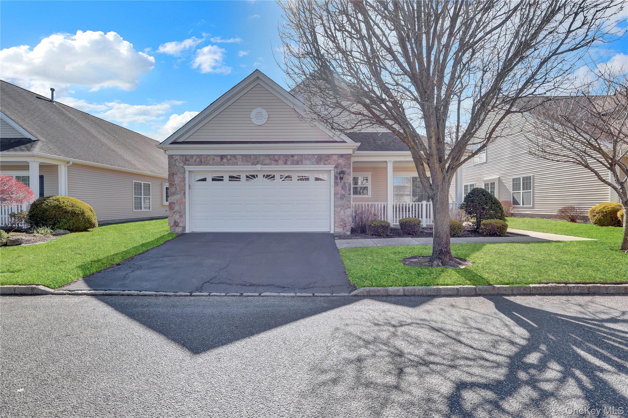 #2 photo, 3 Louden Loop, מחוז סאפוק Mount Sinai , NY 11766