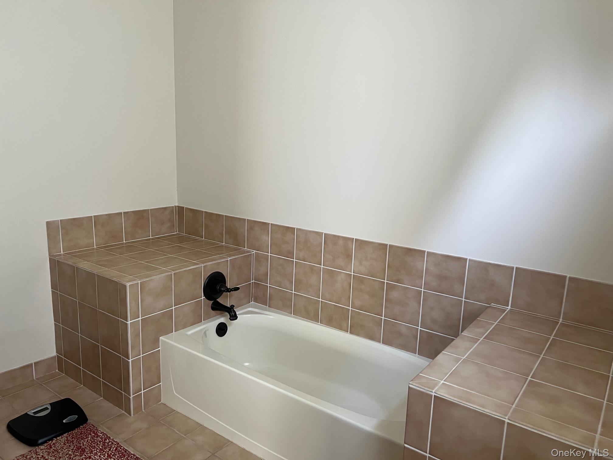 #14 photo, 15 Constantine Way, সাফোক কাউন্টি Mount Sinai , NY 11766