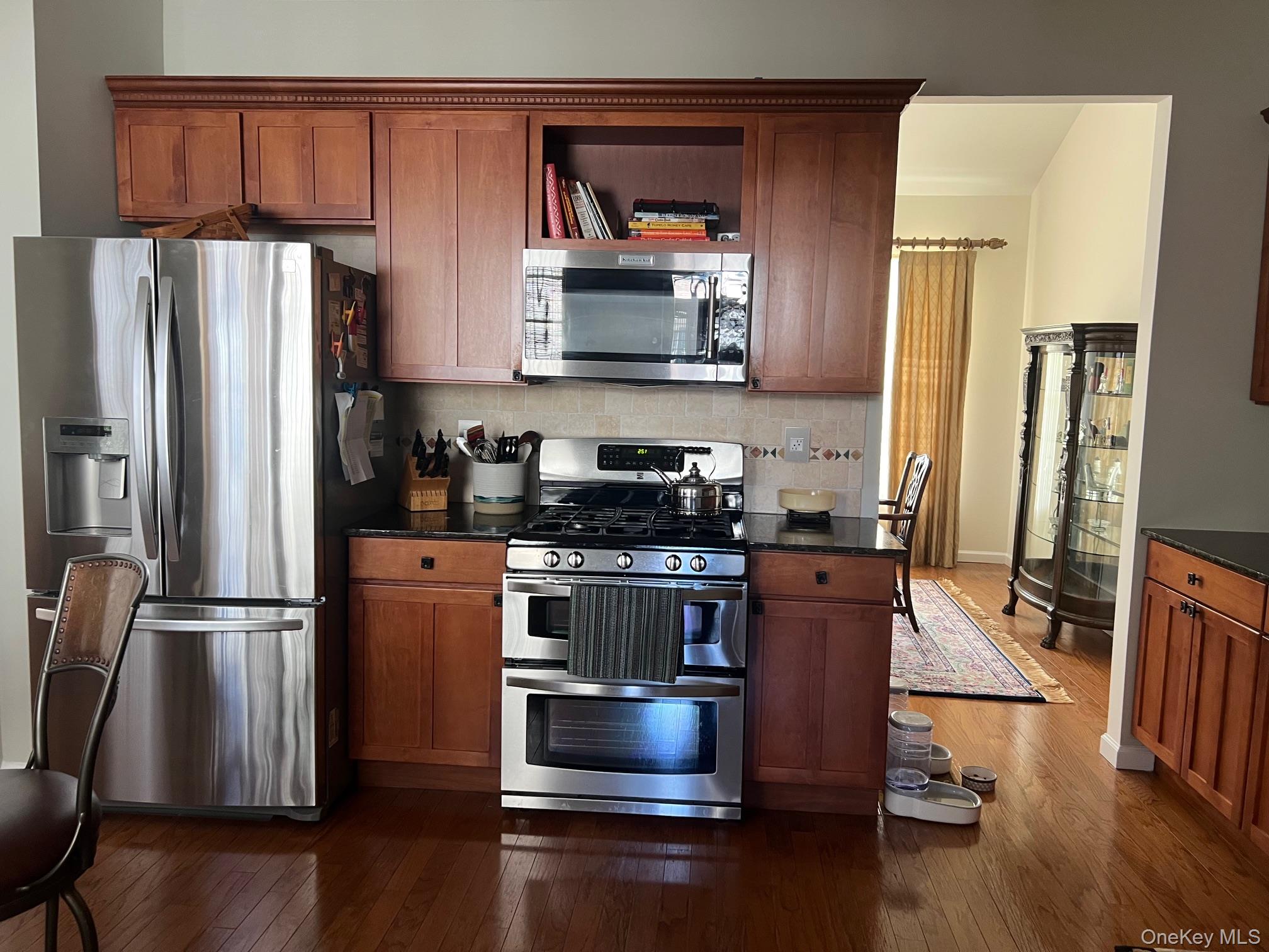 #5 photo, 15 Constantine Way, সাফোক কাউন্টি Mount Sinai , NY 11766