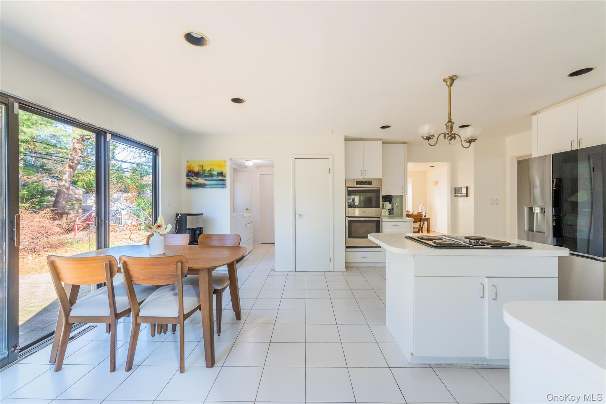 #14 photo, 17 Princeton Drive, Нассау ‖ Syosset , NY 11791