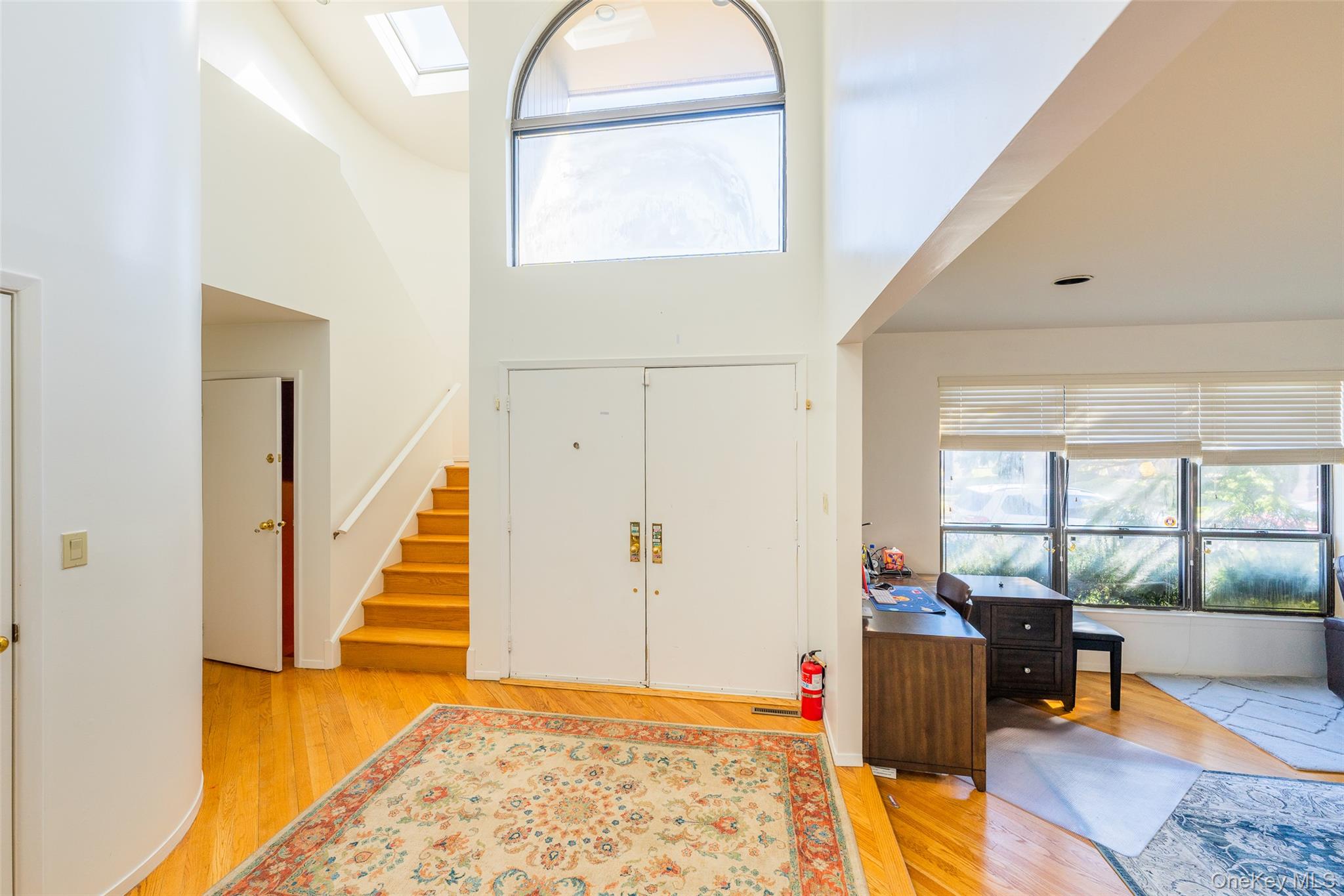 #3 photo, 17 Princeton Drive, Нассау ‖ Syosset , NY 11791