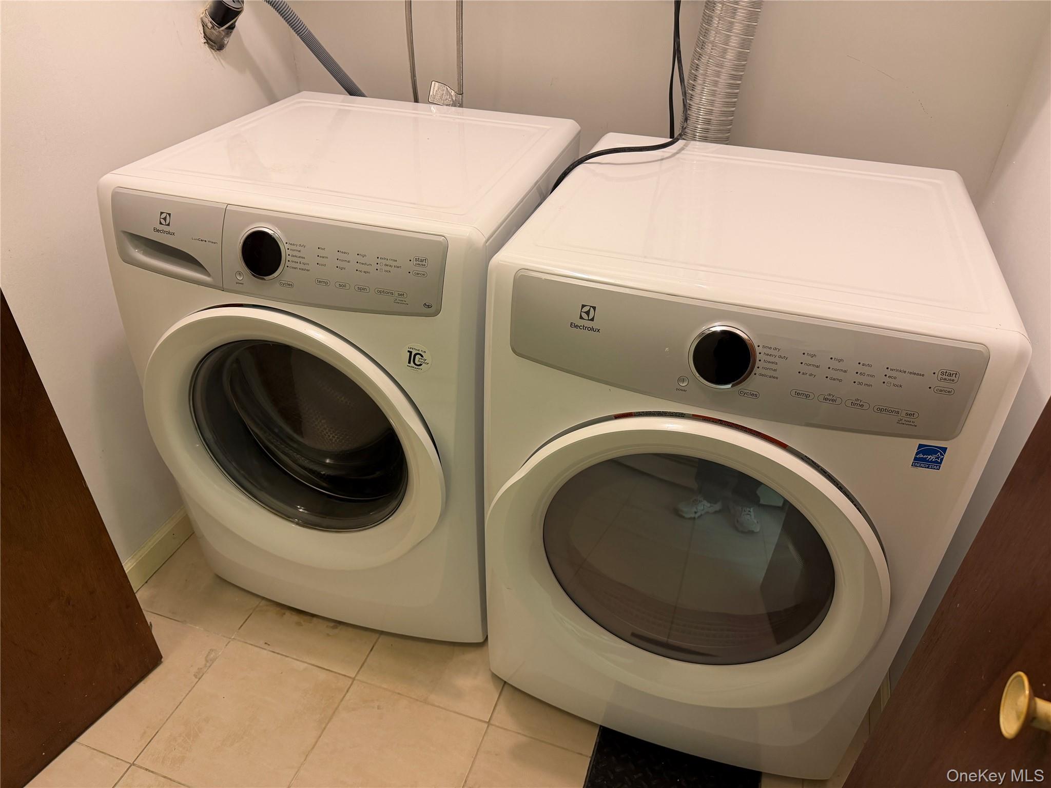 #8 photo, 149-14 21 Avenue, কুইন্‌স Whitestone , NY 11357