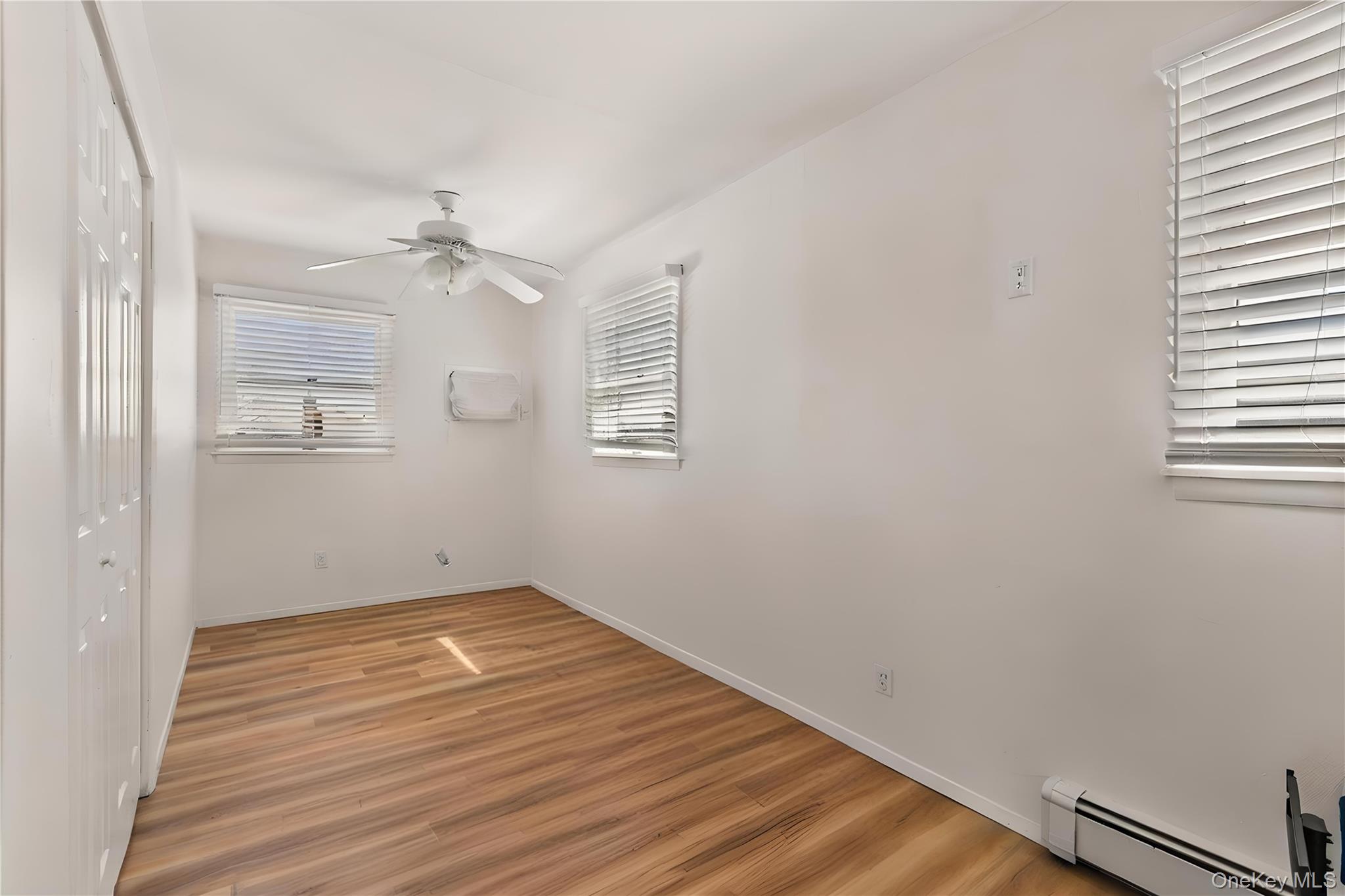 #9 photo, 686 Adams Avenue, 東長島 Lindenhurst , NY 11757