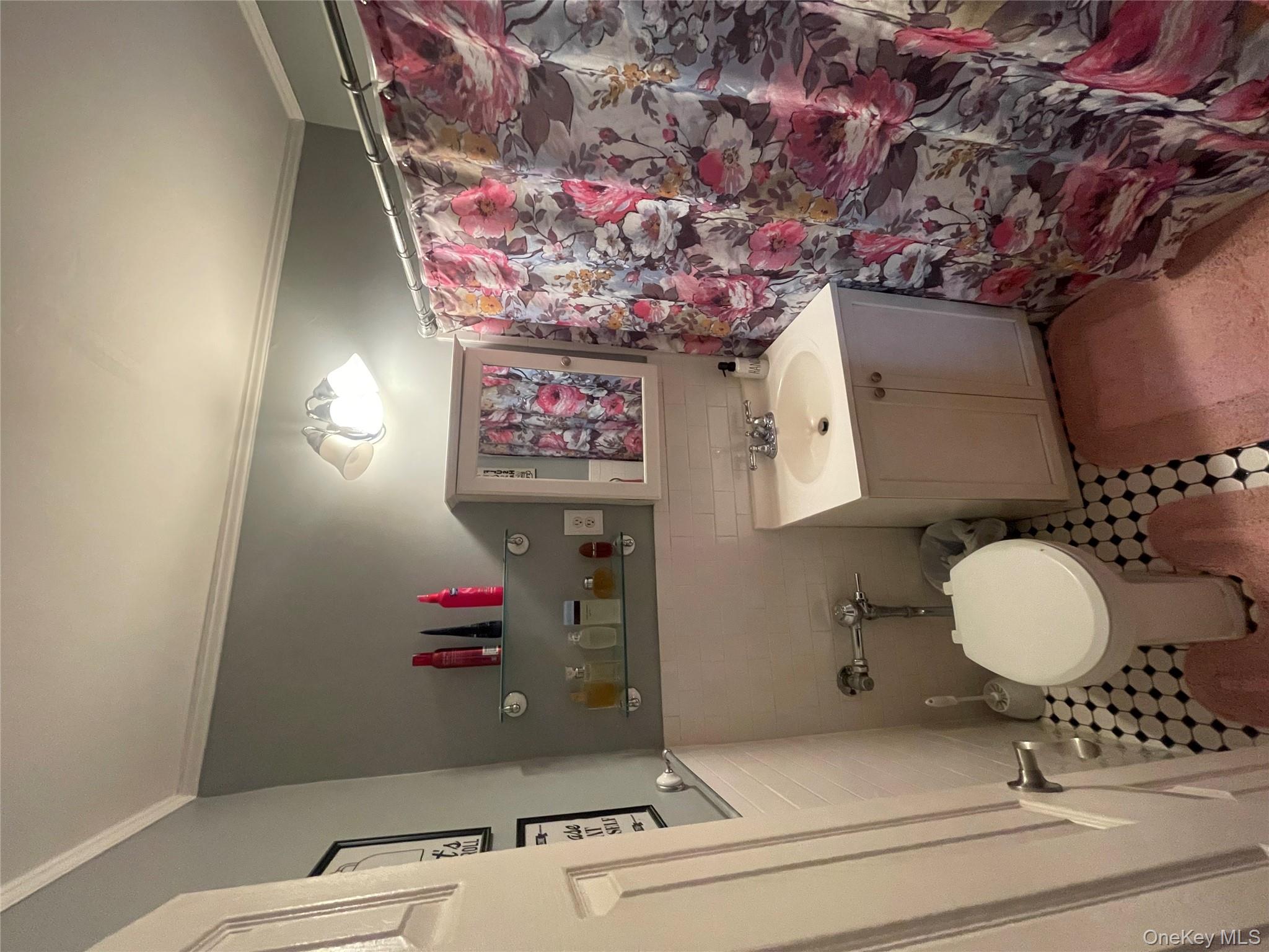 #5 photo, 83-77 Woodhaven Boulevard, কুইন্‌স Woodhaven , NY 11421